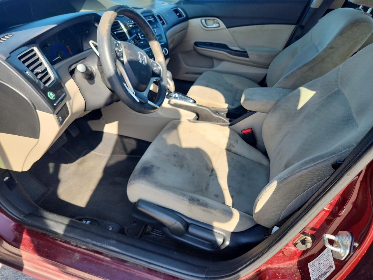 2013 Honda Civic Lx Burgundy vin: 2HGFB2F58DH529881