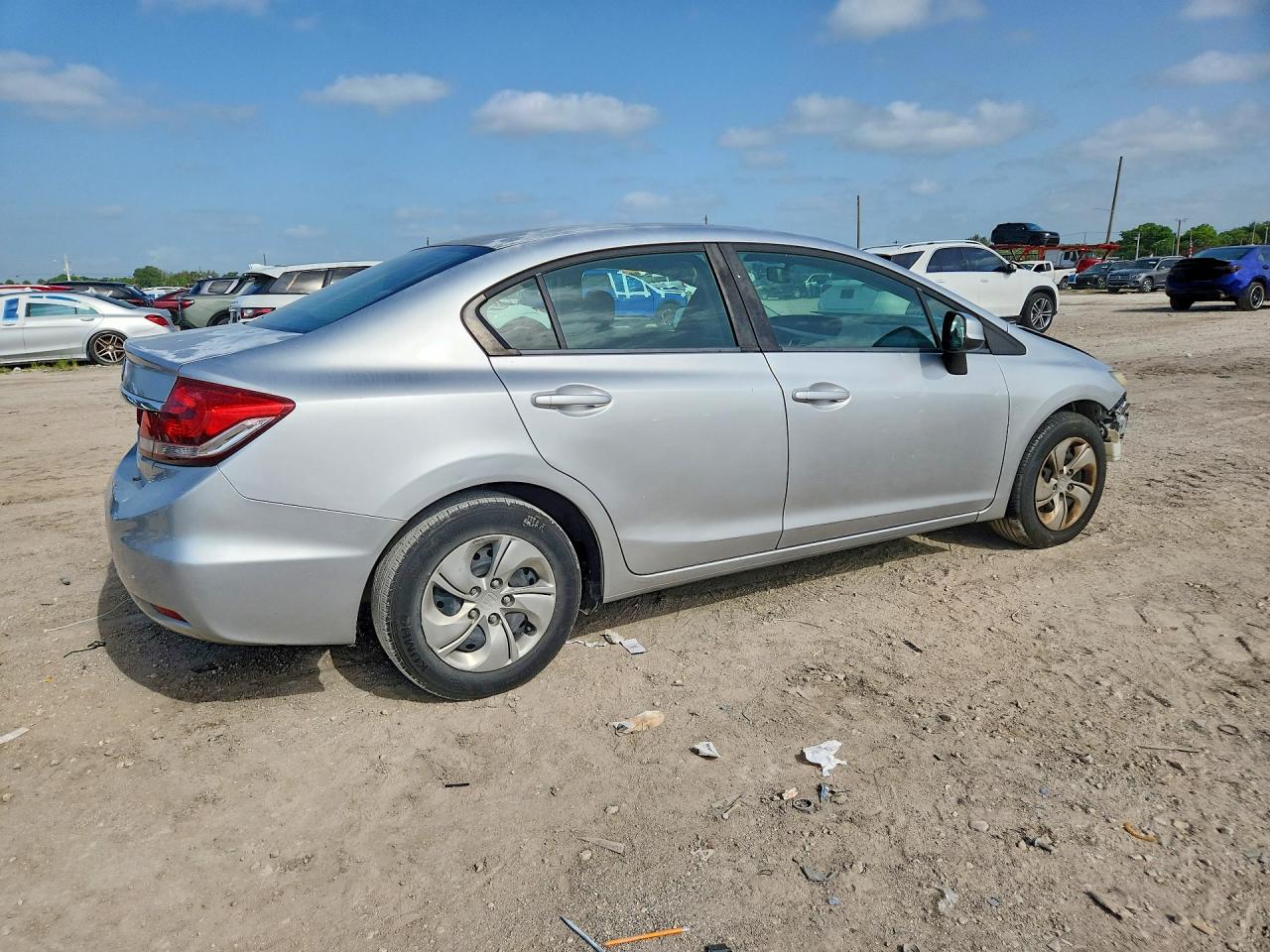 2013 Honda Civic Lx Silver vin: 2HGFB2F58DH563738
