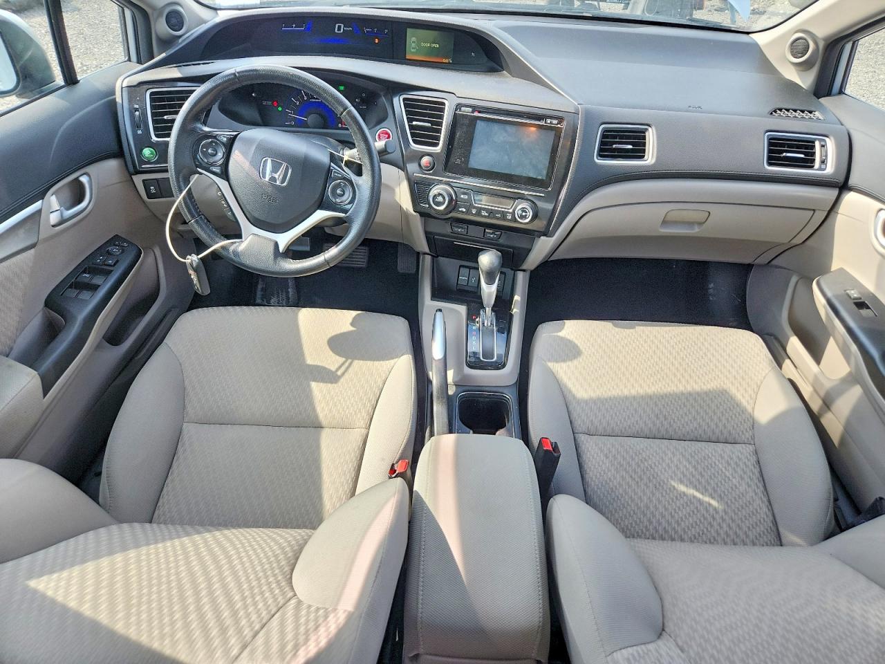 2015 Honda Civic Lx Серебряный vin: 2HGFB2F58FH023891
