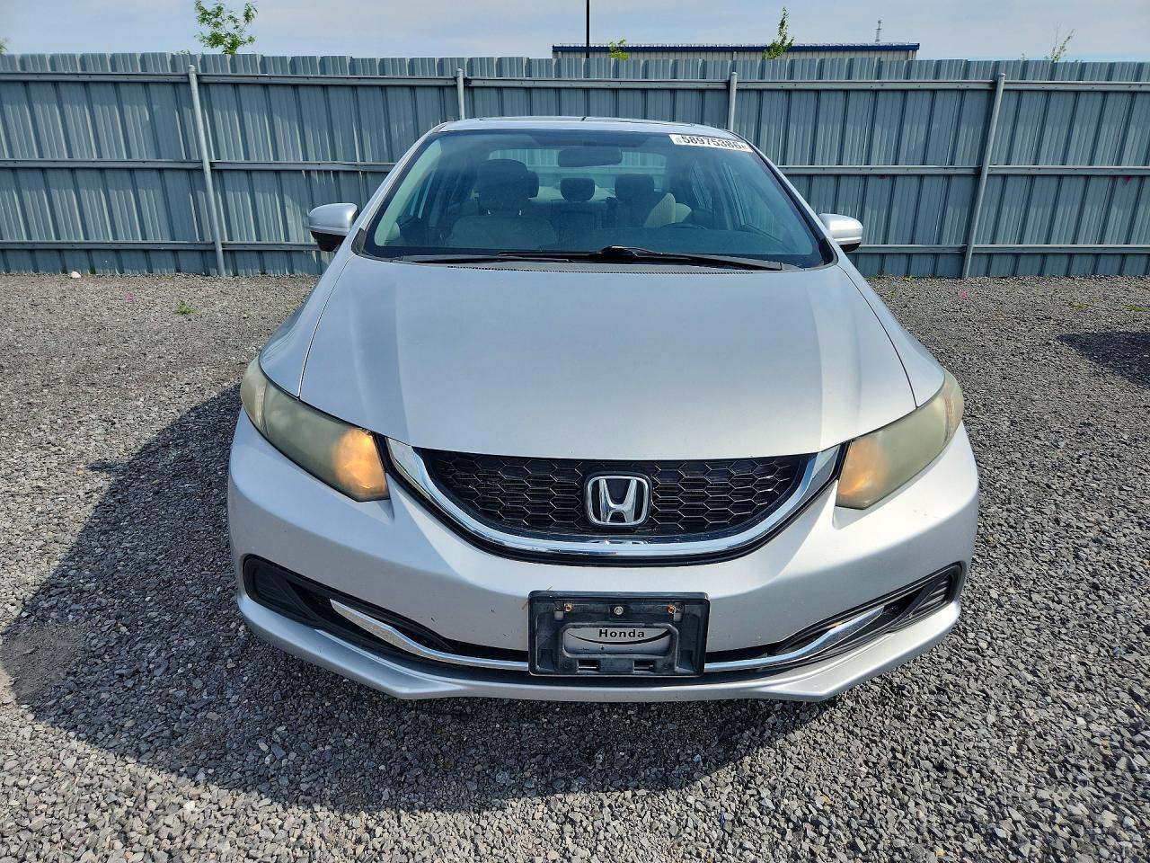 2015 Honda Civic Lx Серебряный vin: 2HGFB2F58FH023891