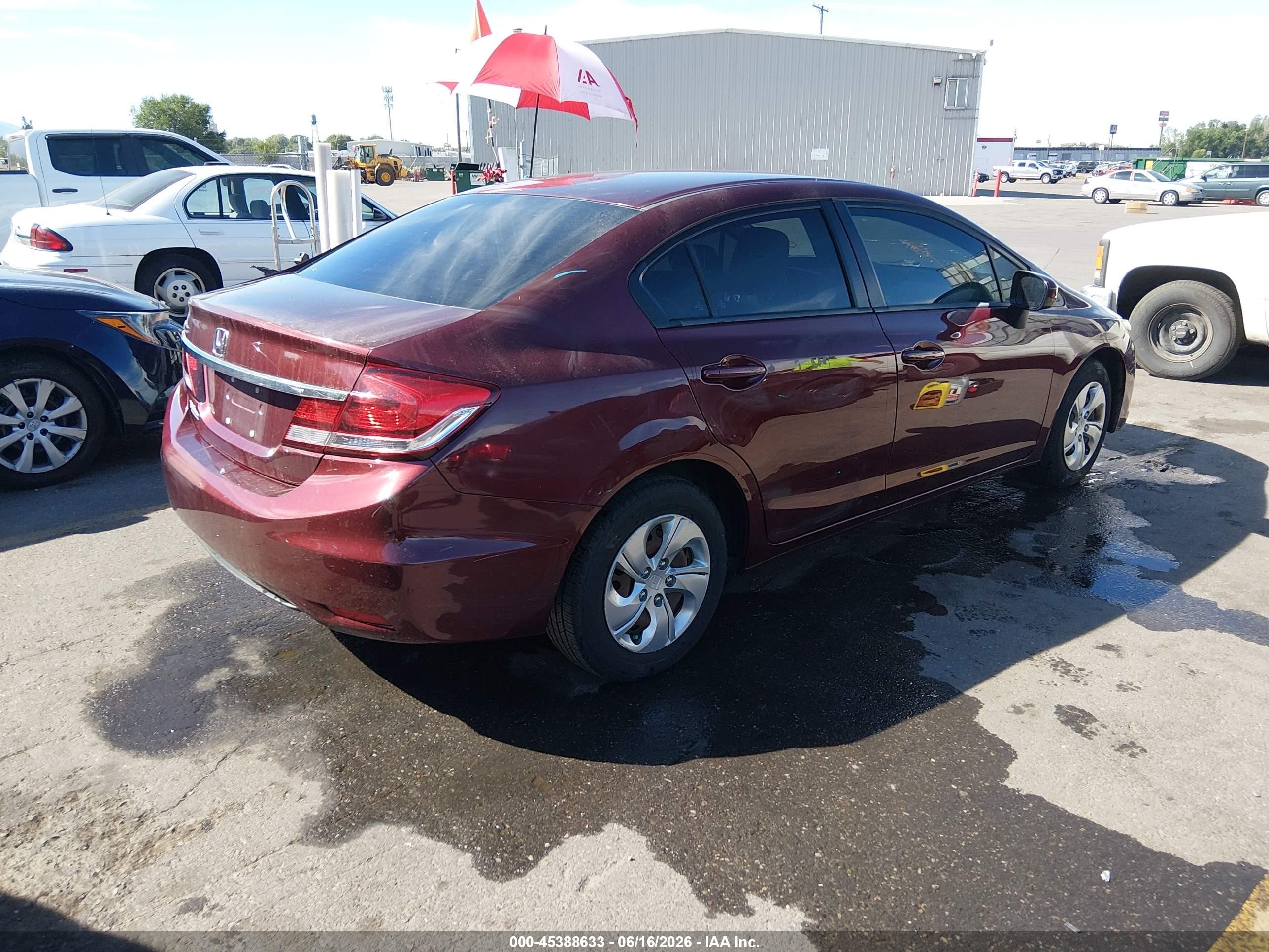 2015 Honda Civic Lx Burgundy vin: 2HGFB2F58FH531553