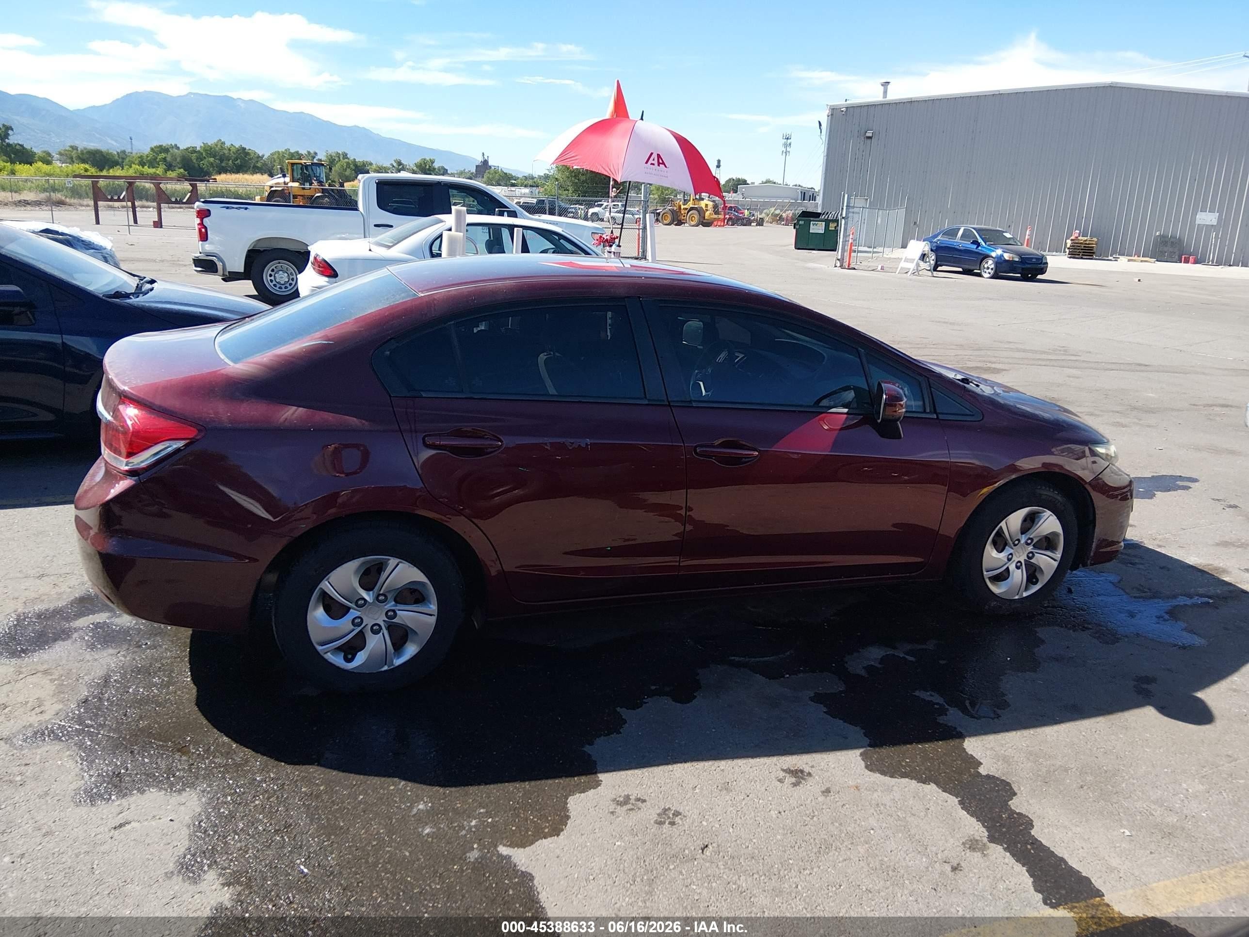 2015 Honda Civic Lx Burgundy vin: 2HGFB2F58FH531553