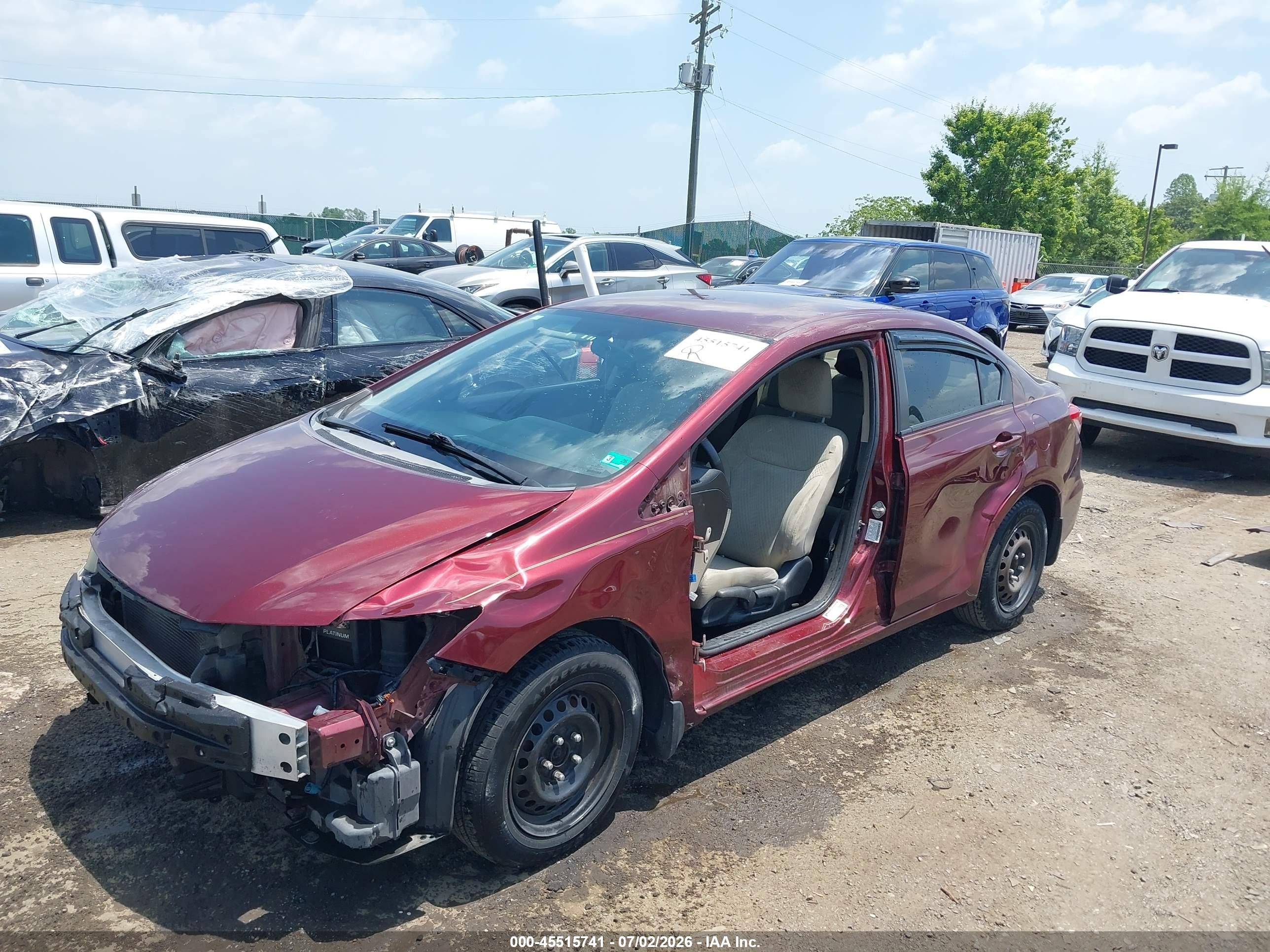 2015 Honda Civic Lx Burgundy vin: 2HGFB2F58FH540303