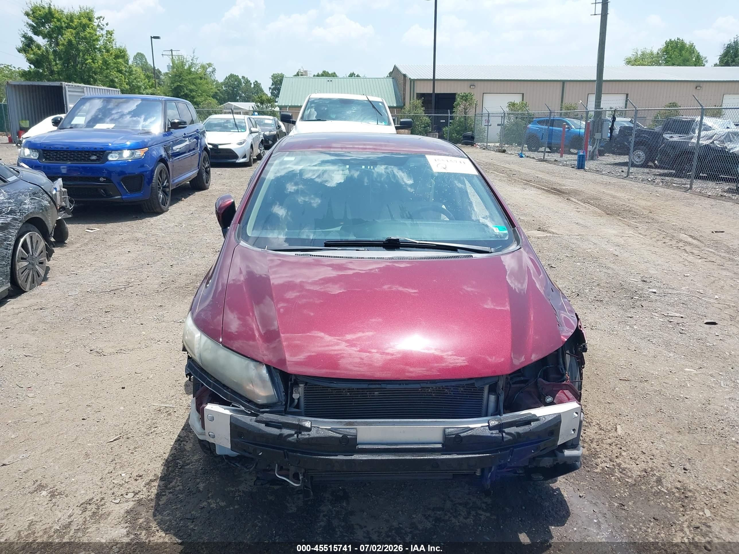 2015 Honda Civic Lx Burgundy vin: 2HGFB2F58FH540303