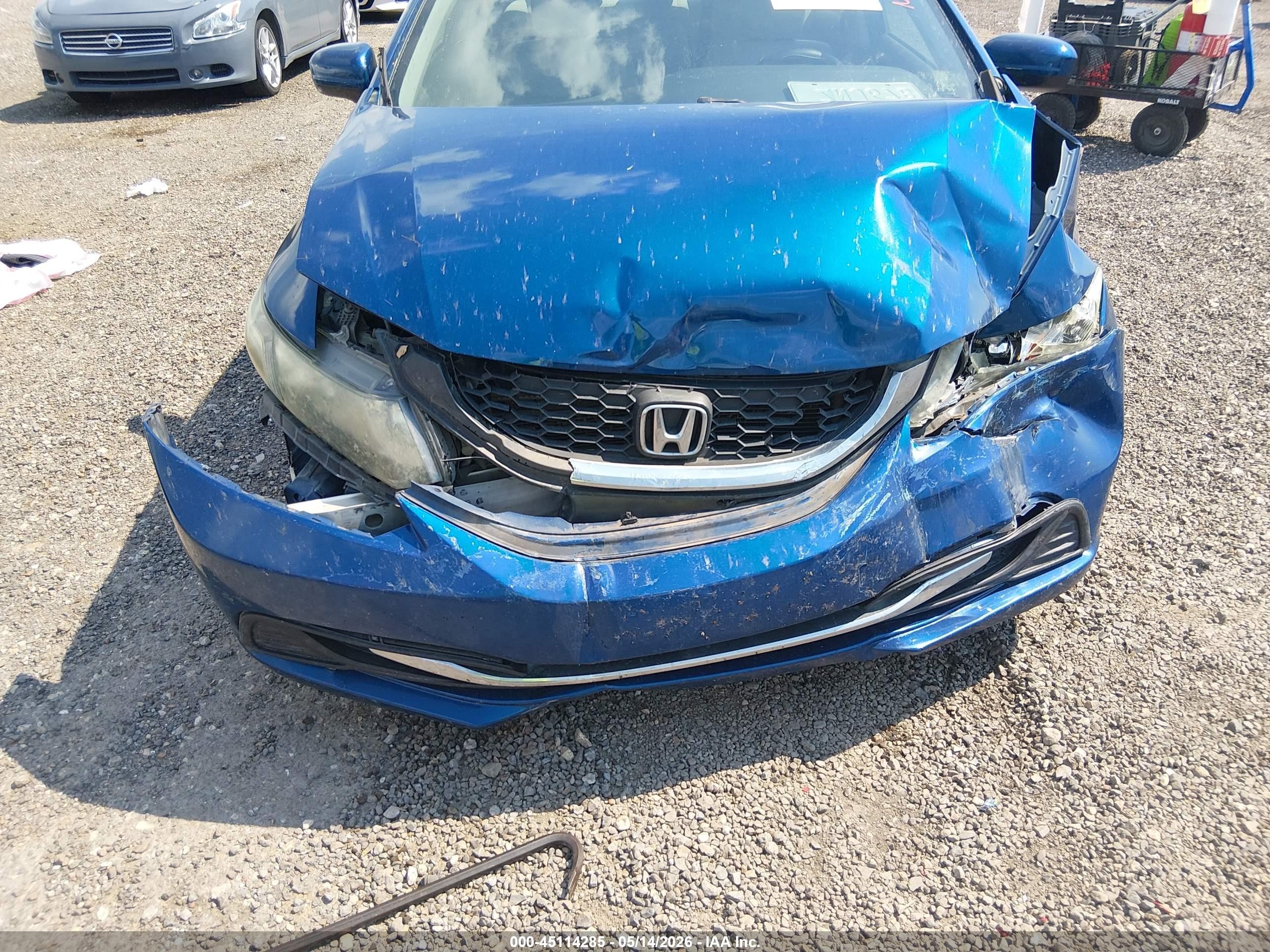 2015 Honda Civic Lx Синий vin: 2HGFB2F58FH546229