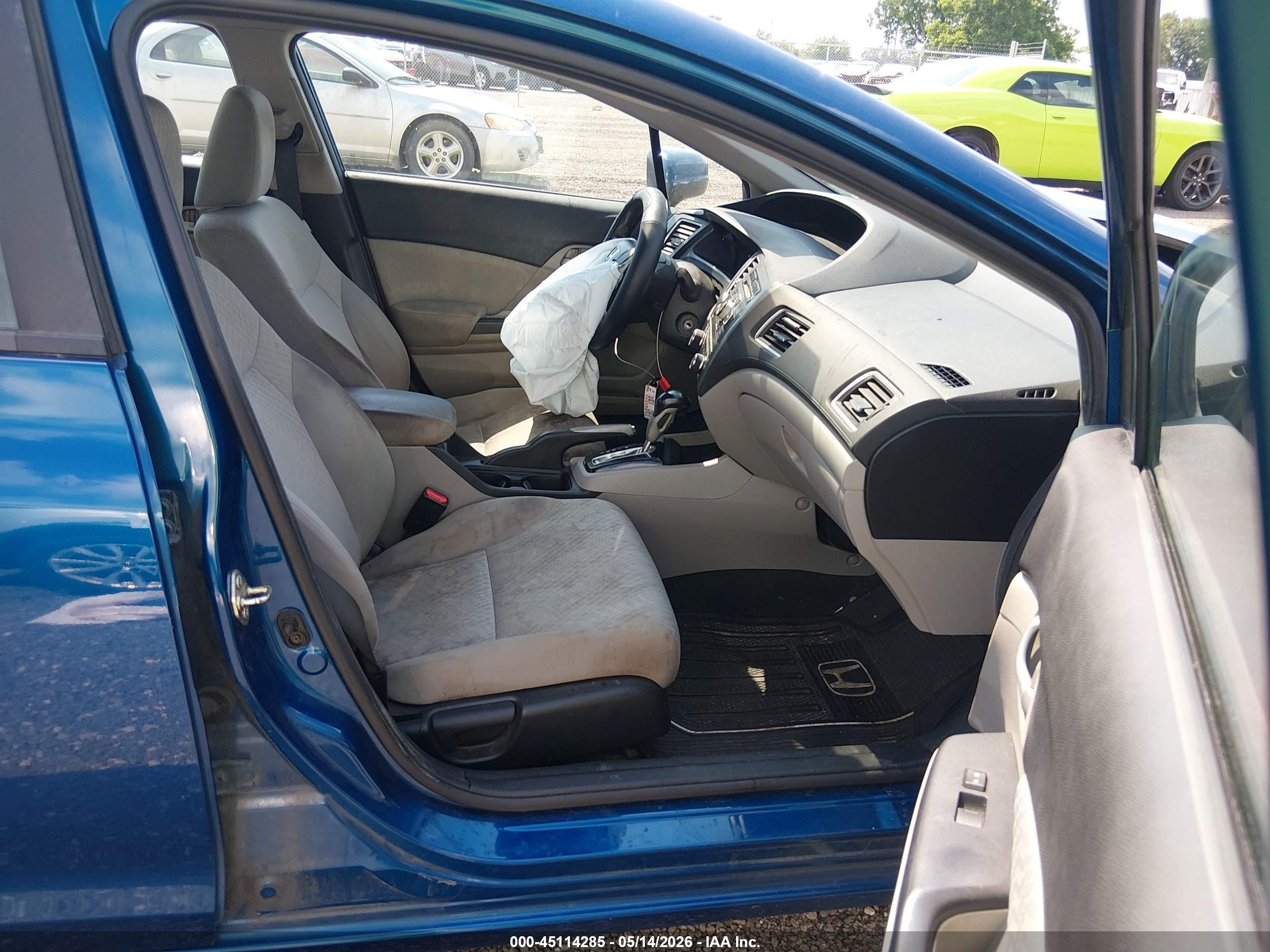 2015 Honda Civic Lx Синий vin: 2HGFB2F58FH546229