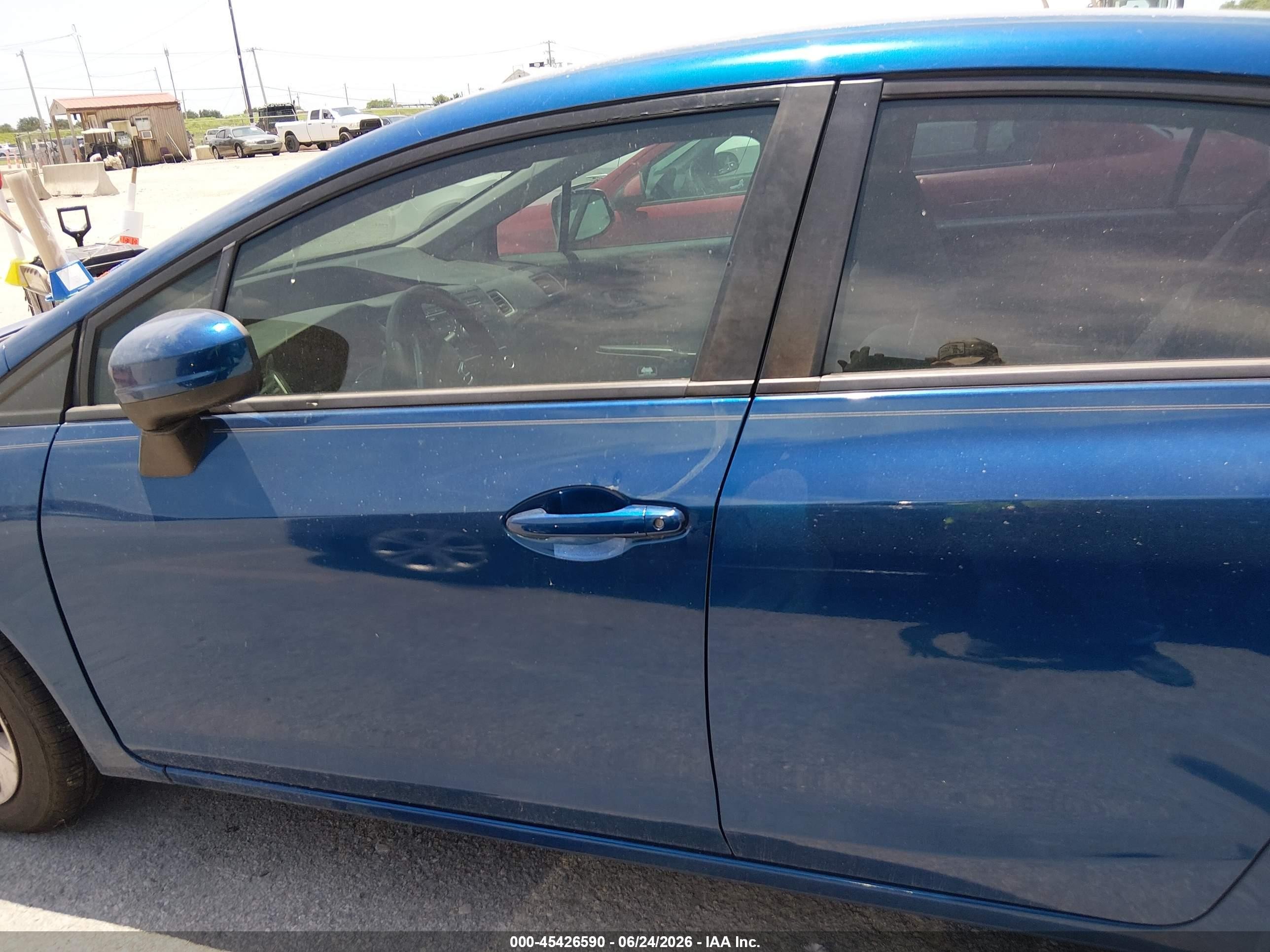 2015 Honda Civic Lx Blue vin: 2HGFB2F58FH550474