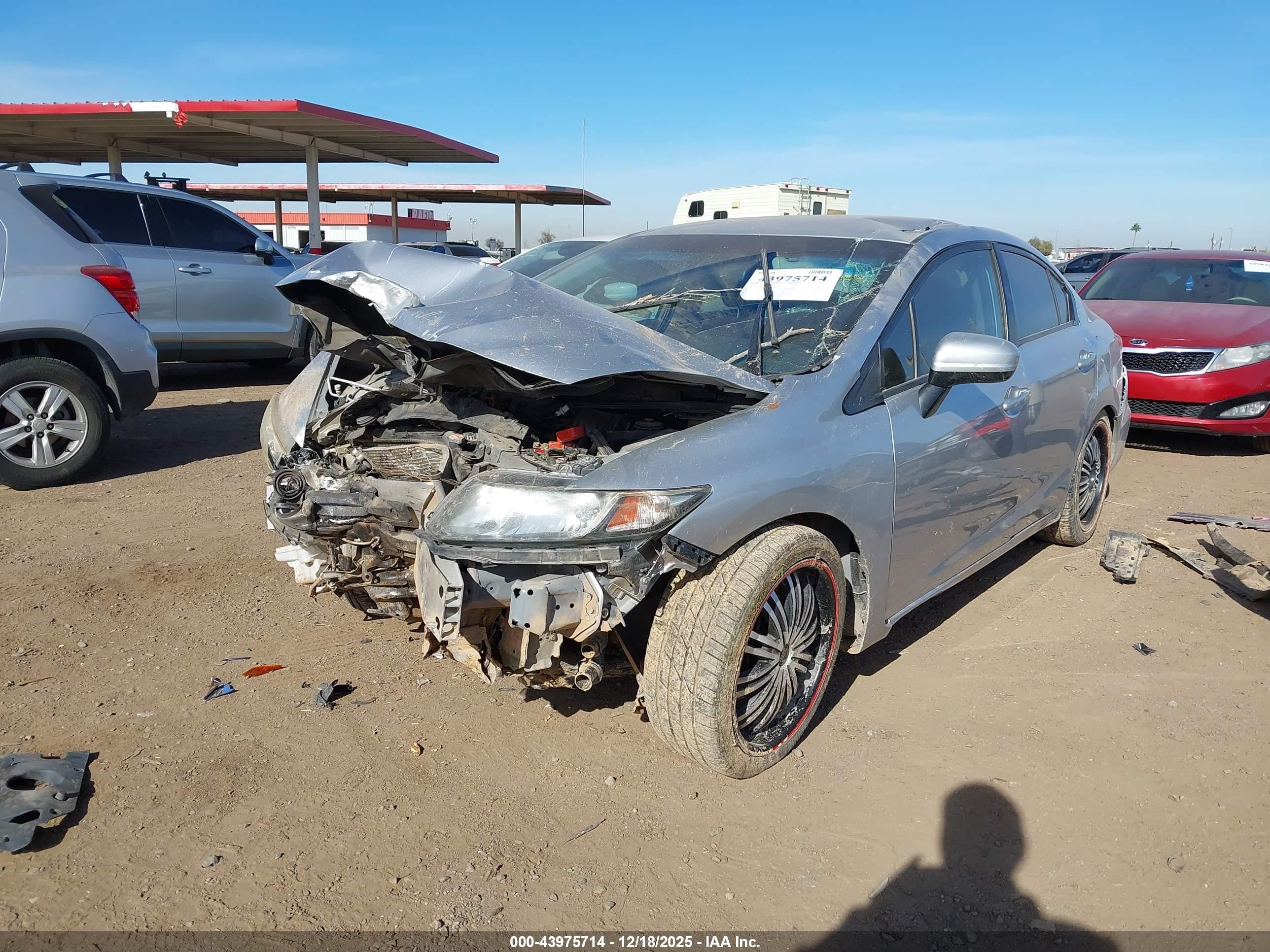 2015 Honda Civic Lx Серебряный vin: 2HGFB2F58FH560809
