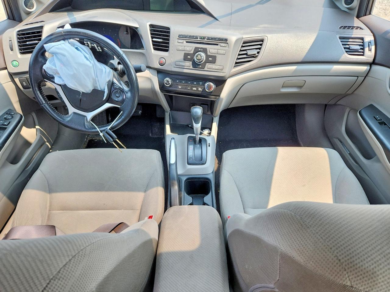 2012 Honda Civic Lx Silver vin: 2HGFB2F59CH051579