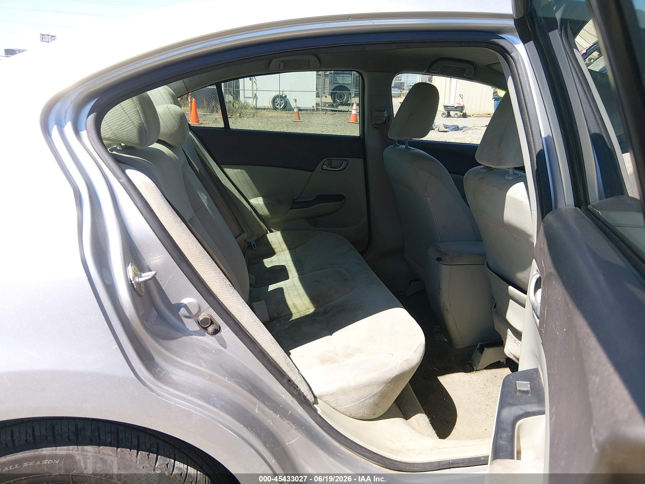 2012 Honda Civic Lx Silver vin: 2HGFB2F59CH320616