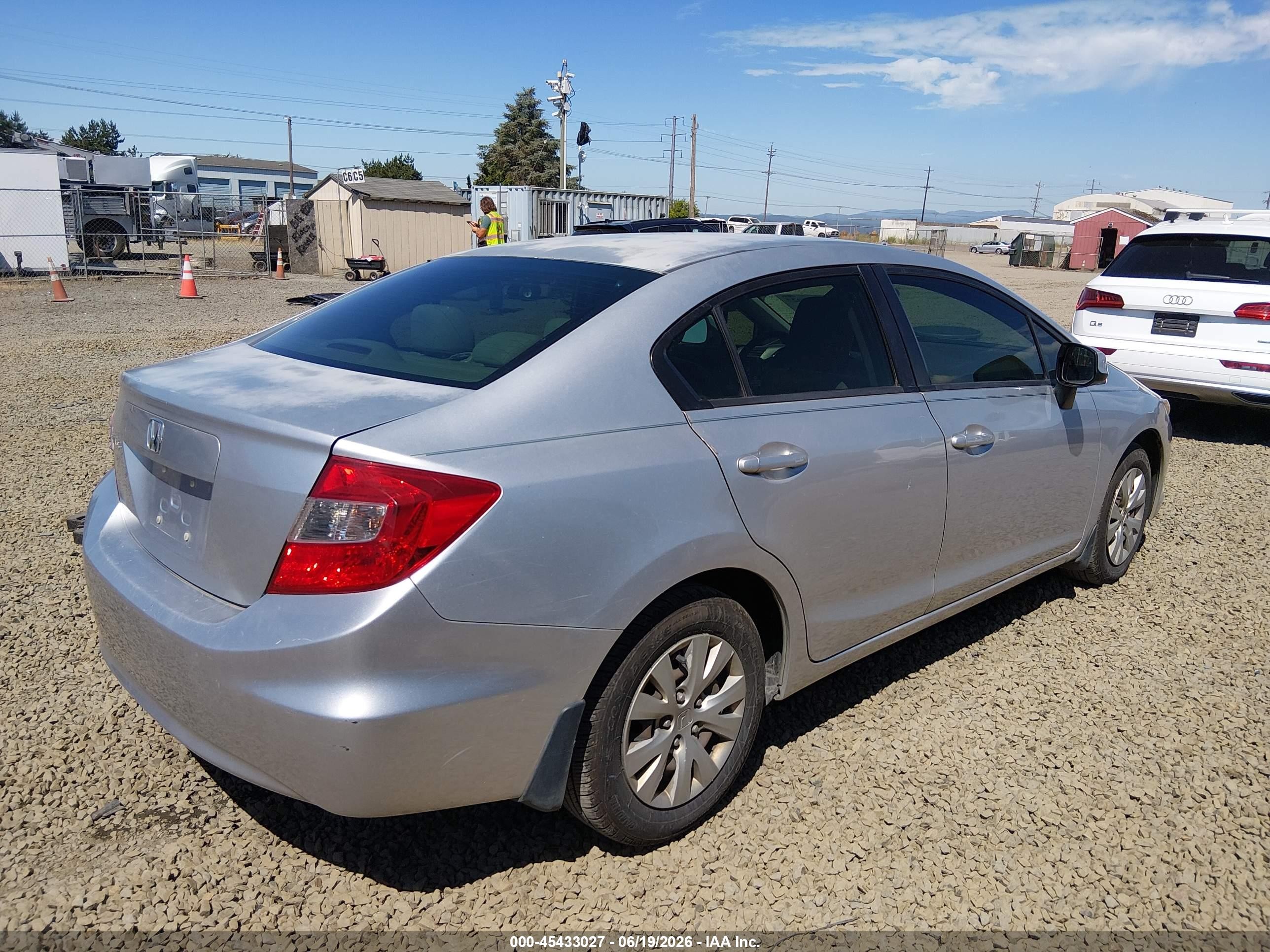 2012 Honda Civic Lx Silver vin: 2HGFB2F59CH320616