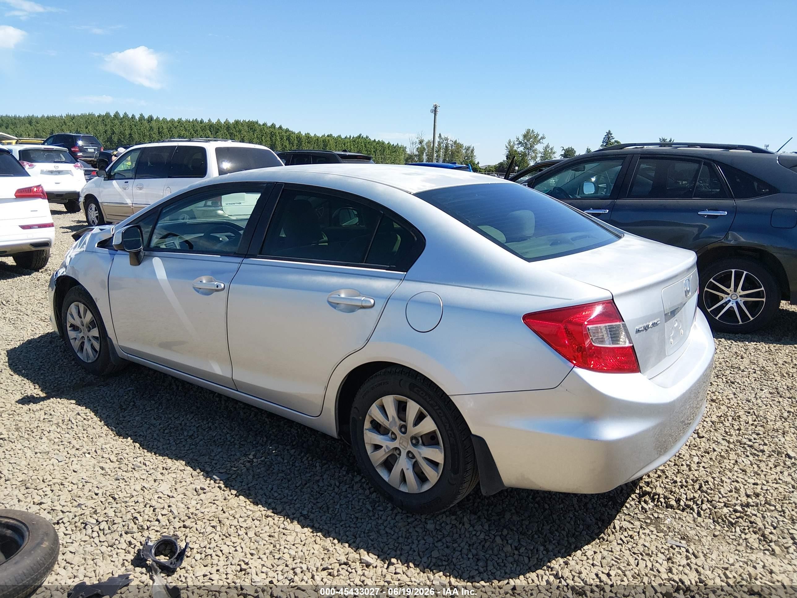 2012 Honda Civic Lx Silver vin: 2HGFB2F59CH320616