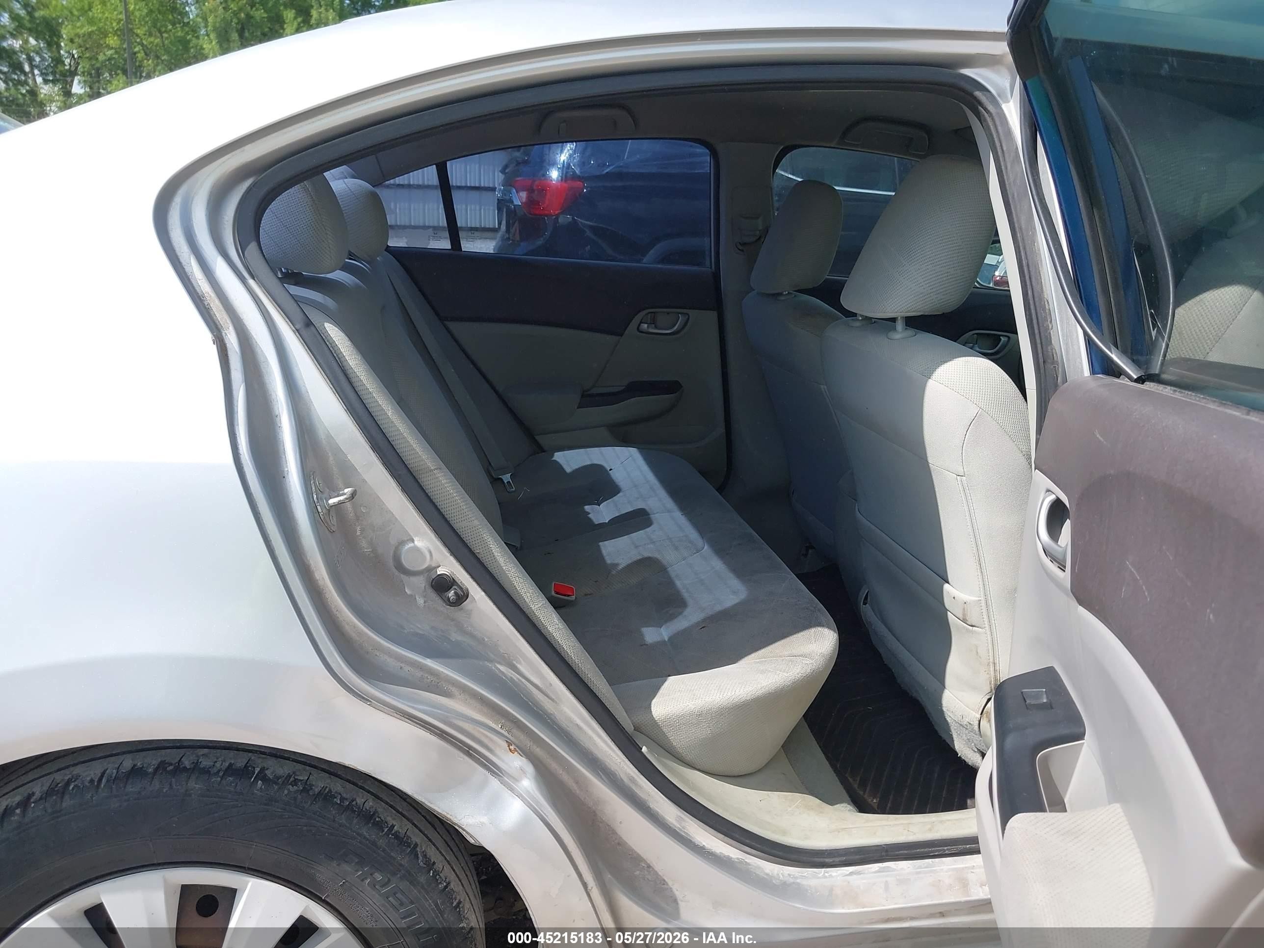 2012 Honda Civic Lx Silver vin: 2HGFB2F59CH332202
