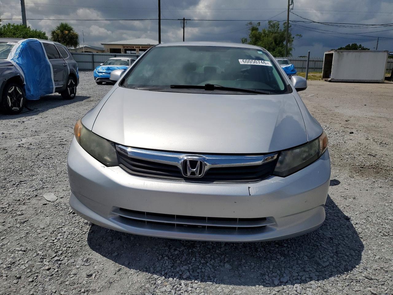 2012 Honda Civic Lx Silver vin: 2HGFB2F59CH565545