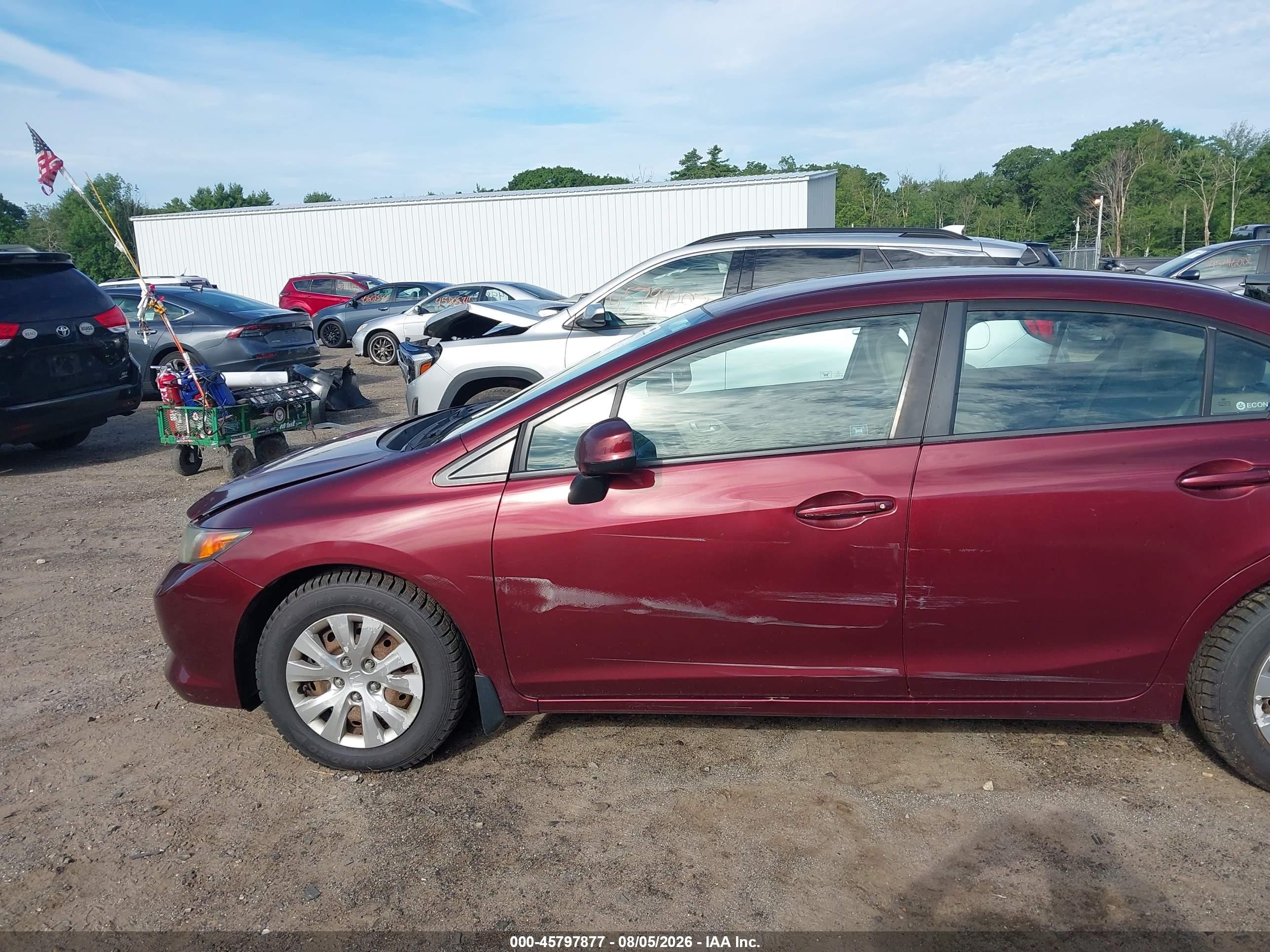 2012 Honda Civic Lx Red vin: 2HGFB2F59CH605798