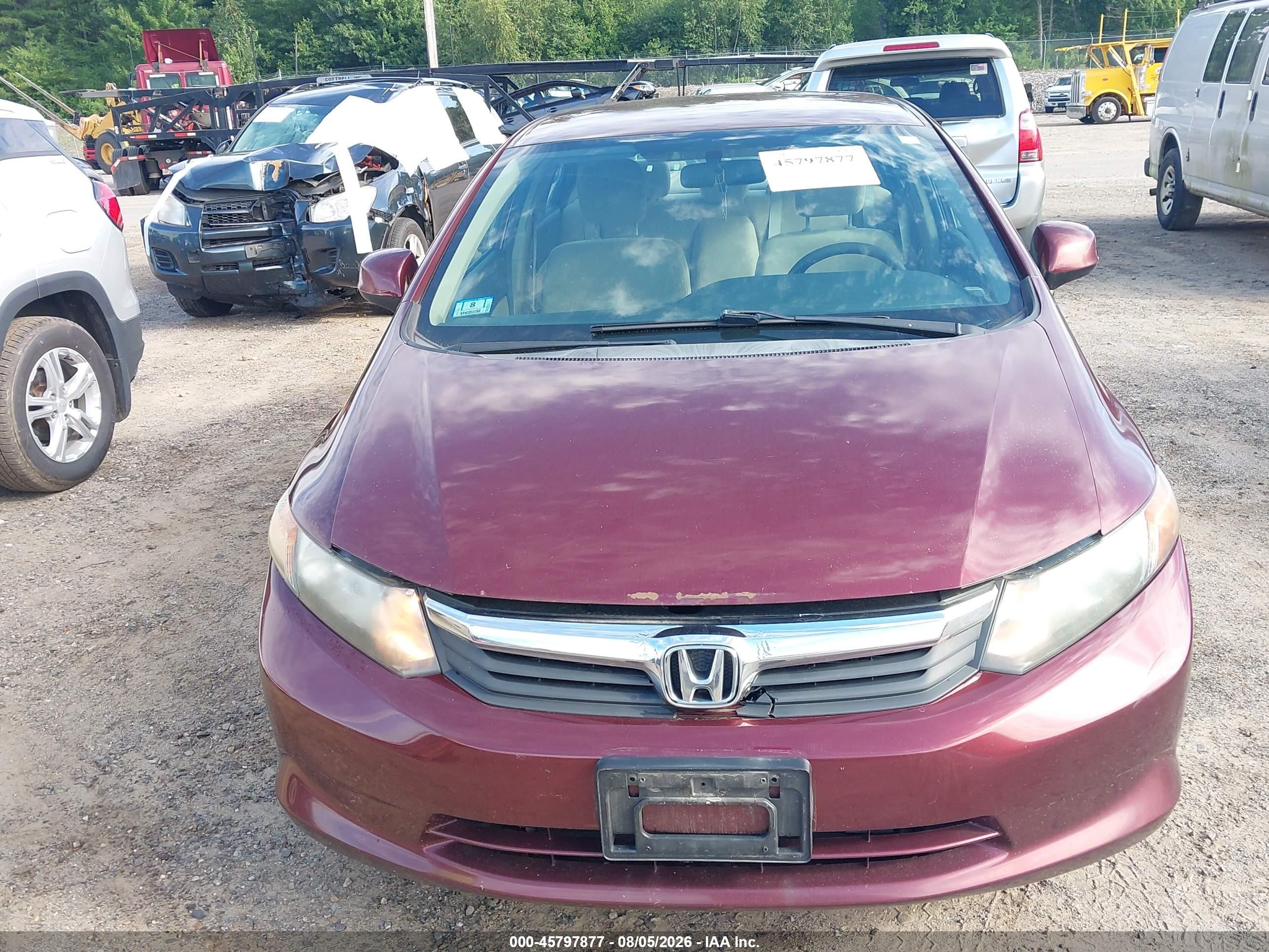 2012 Honda Civic Lx Red vin: 2HGFB2F59CH605798