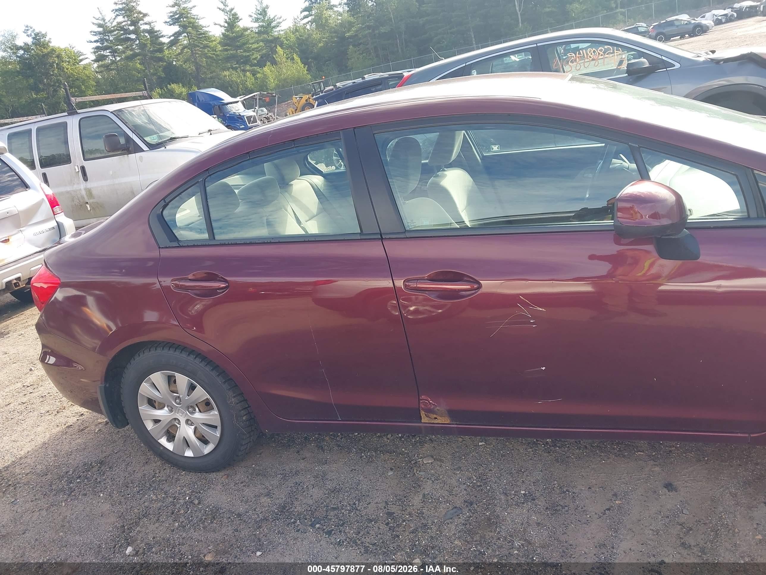 2012 Honda Civic Lx Red vin: 2HGFB2F59CH605798