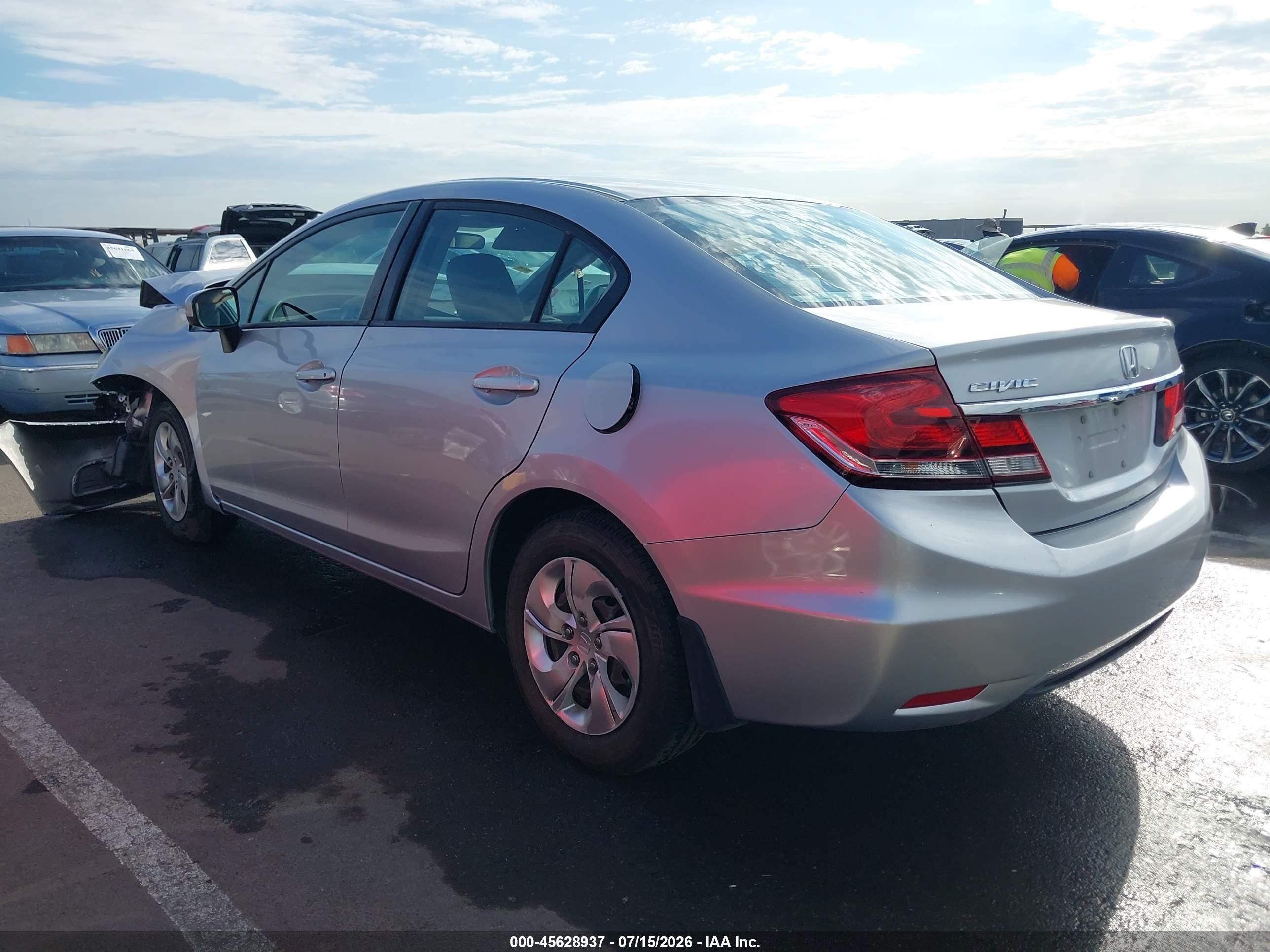 2015 Honda Civic Lx Серебряный vin: 2HGFB2F59FH510839