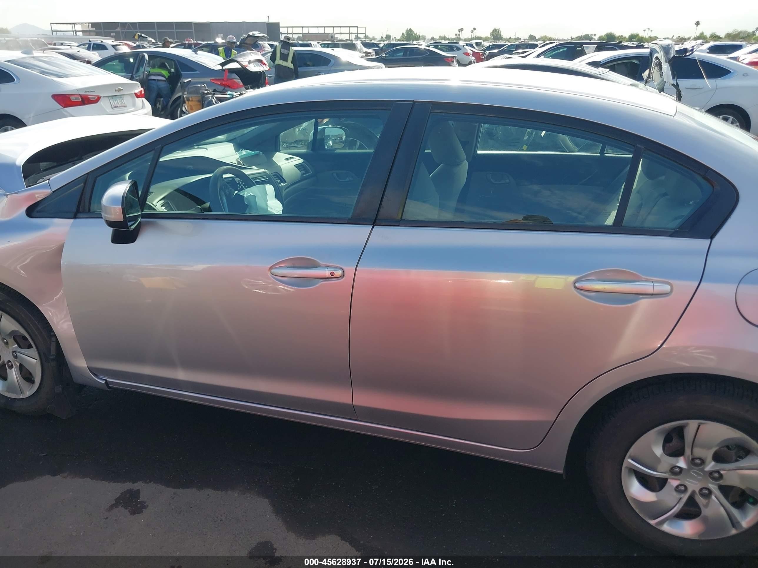 2015 Honda Civic Lx Серебряный vin: 2HGFB2F59FH510839