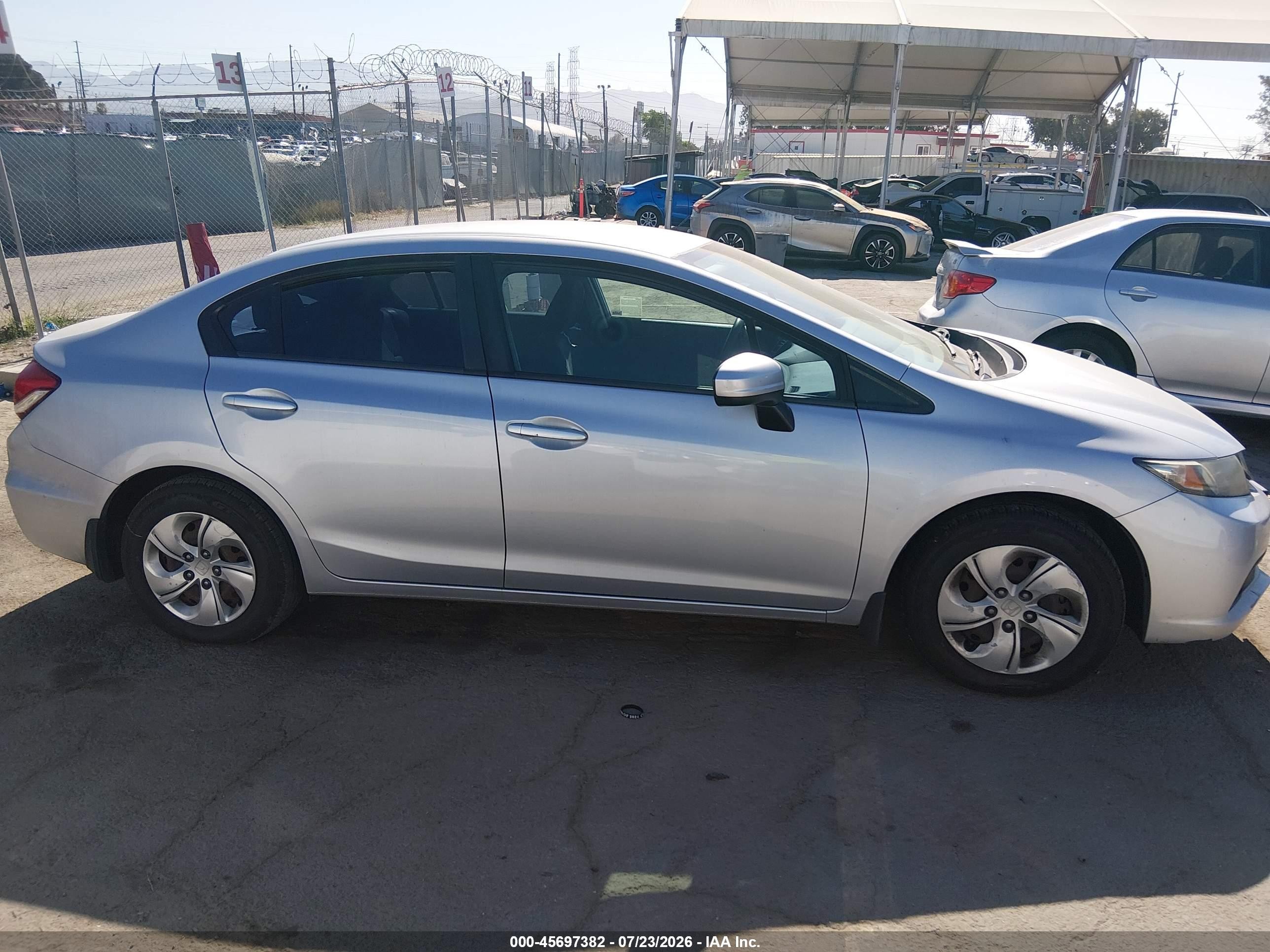 2015 Honda Civic Lx Silver vin: 2HGFB2F59FH518584