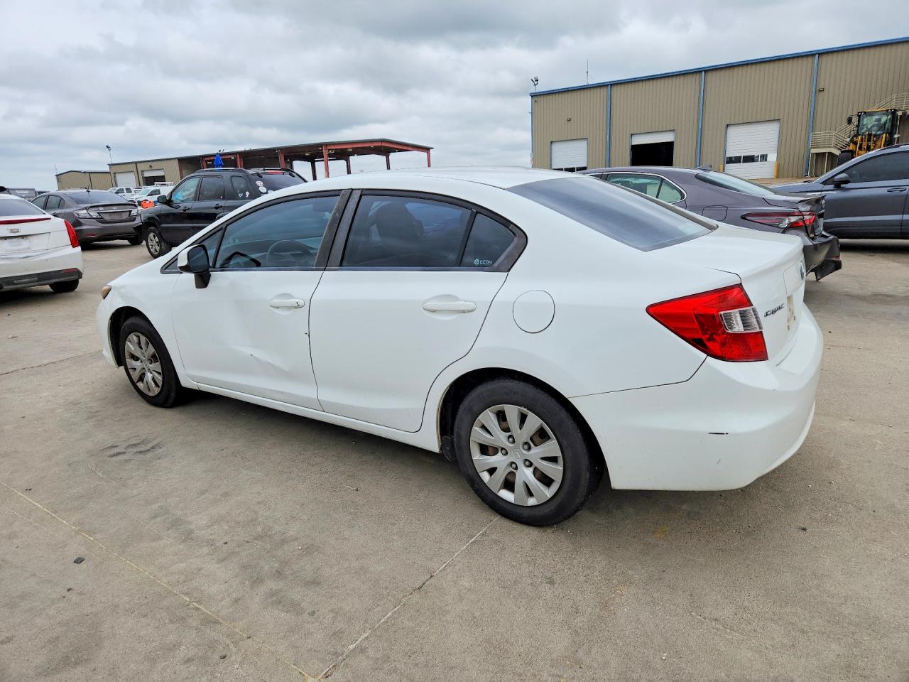 2012 Honda Civic White vin: 2HGFB2F5XCH305817