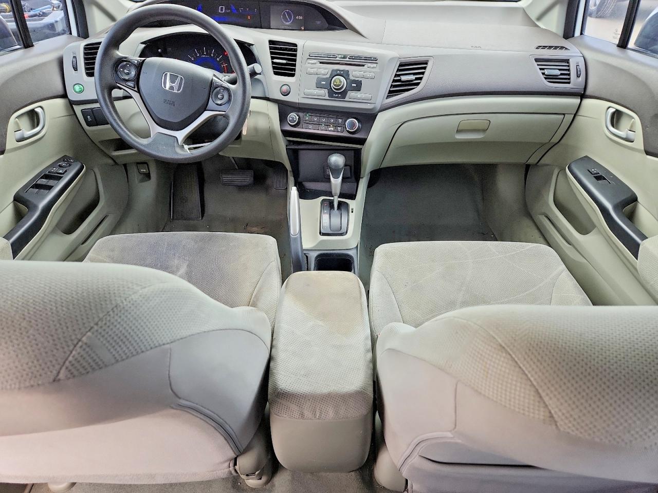 2012 Honda Civic White vin: 2HGFB2F5XCH305817