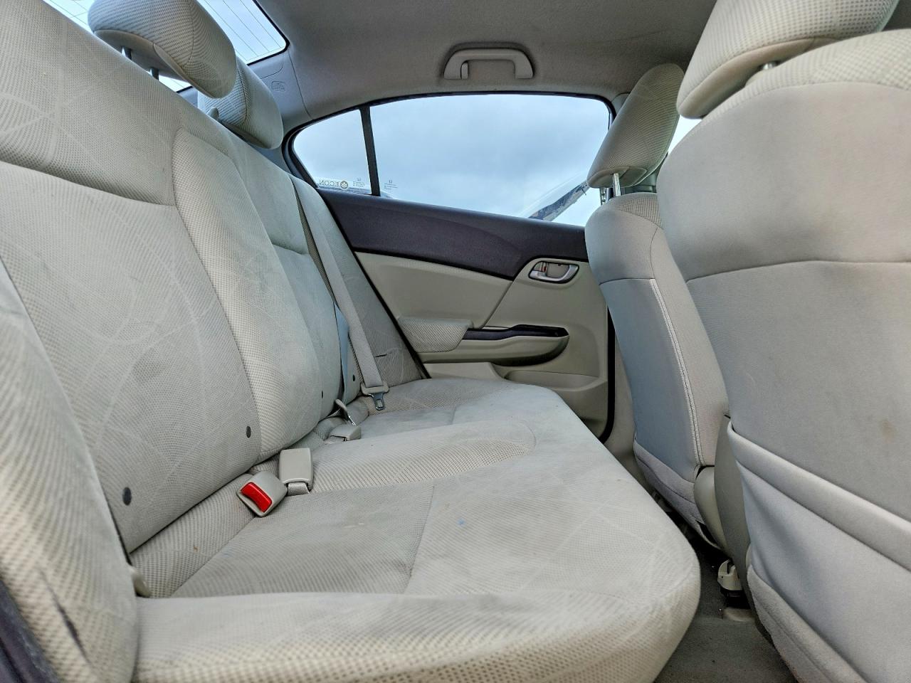 2012 Honda Civic White vin: 2HGFB2F5XCH305817