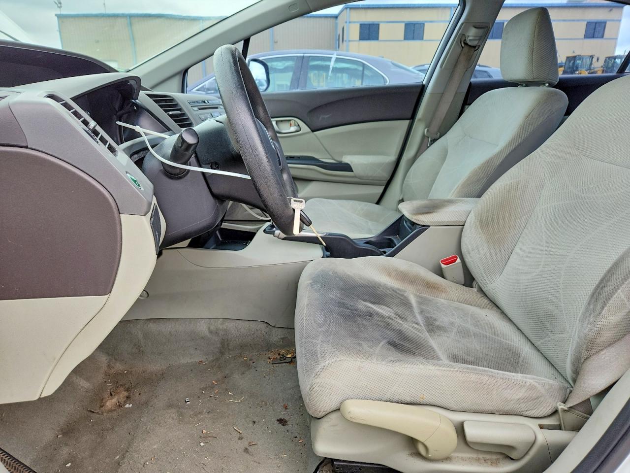 2012 Honda Civic White vin: 2HGFB2F5XCH305817