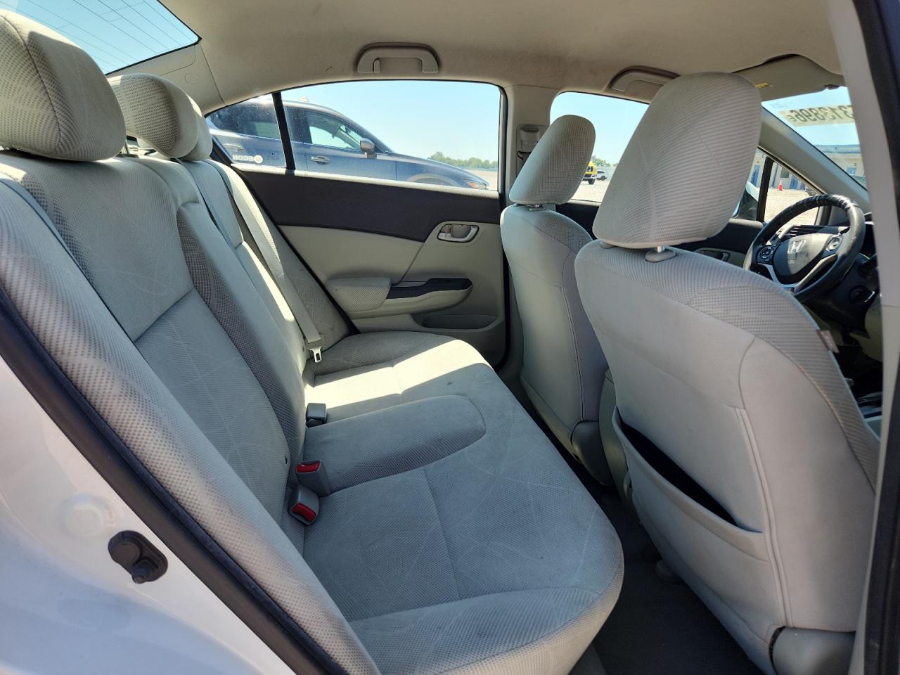 2012 Honda Civic White vin: 2HGFB2F5XCH316221
