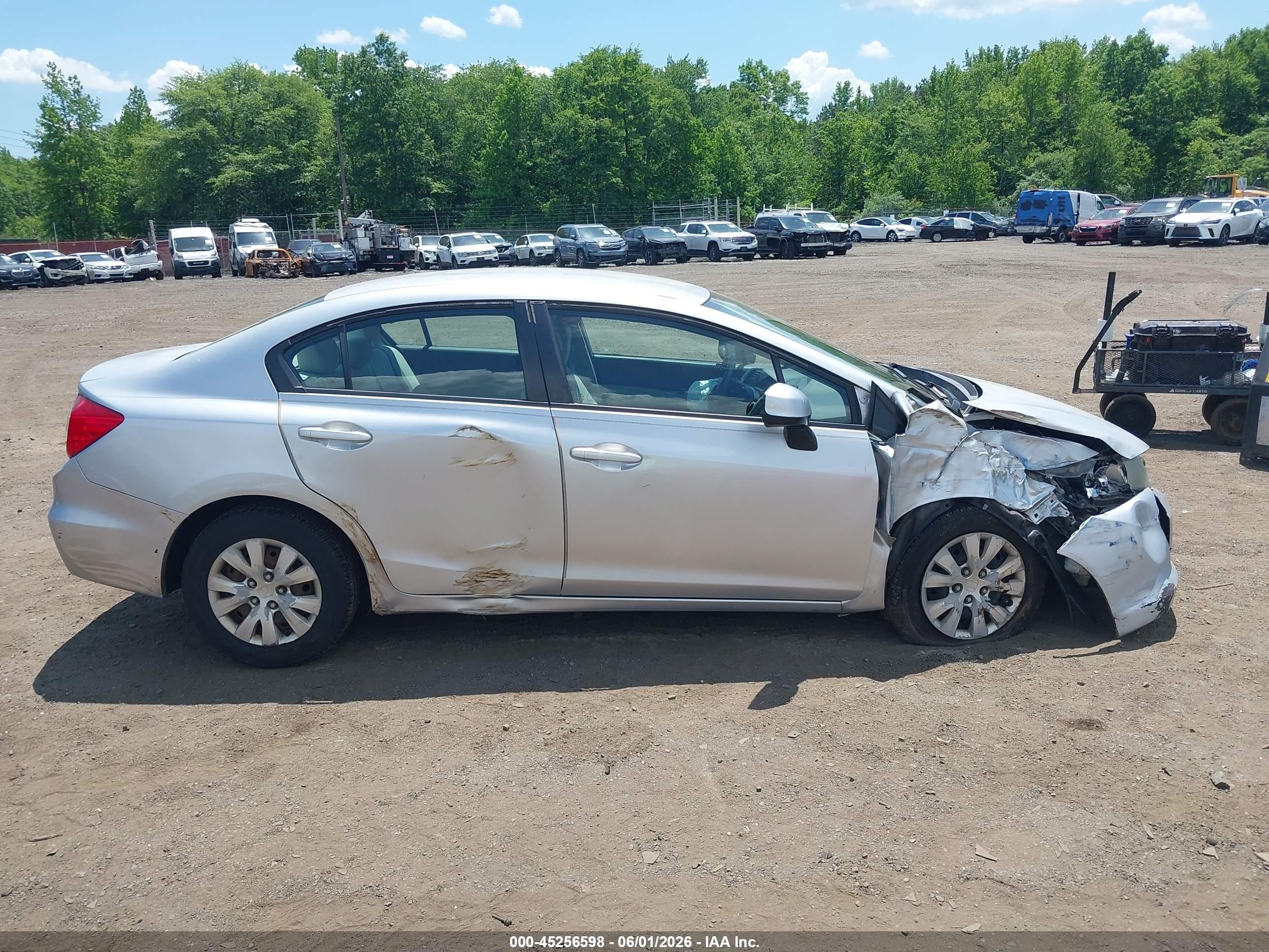 2012 Honda Civic Lx Silver vin: 2HGFB2F5XCH321046