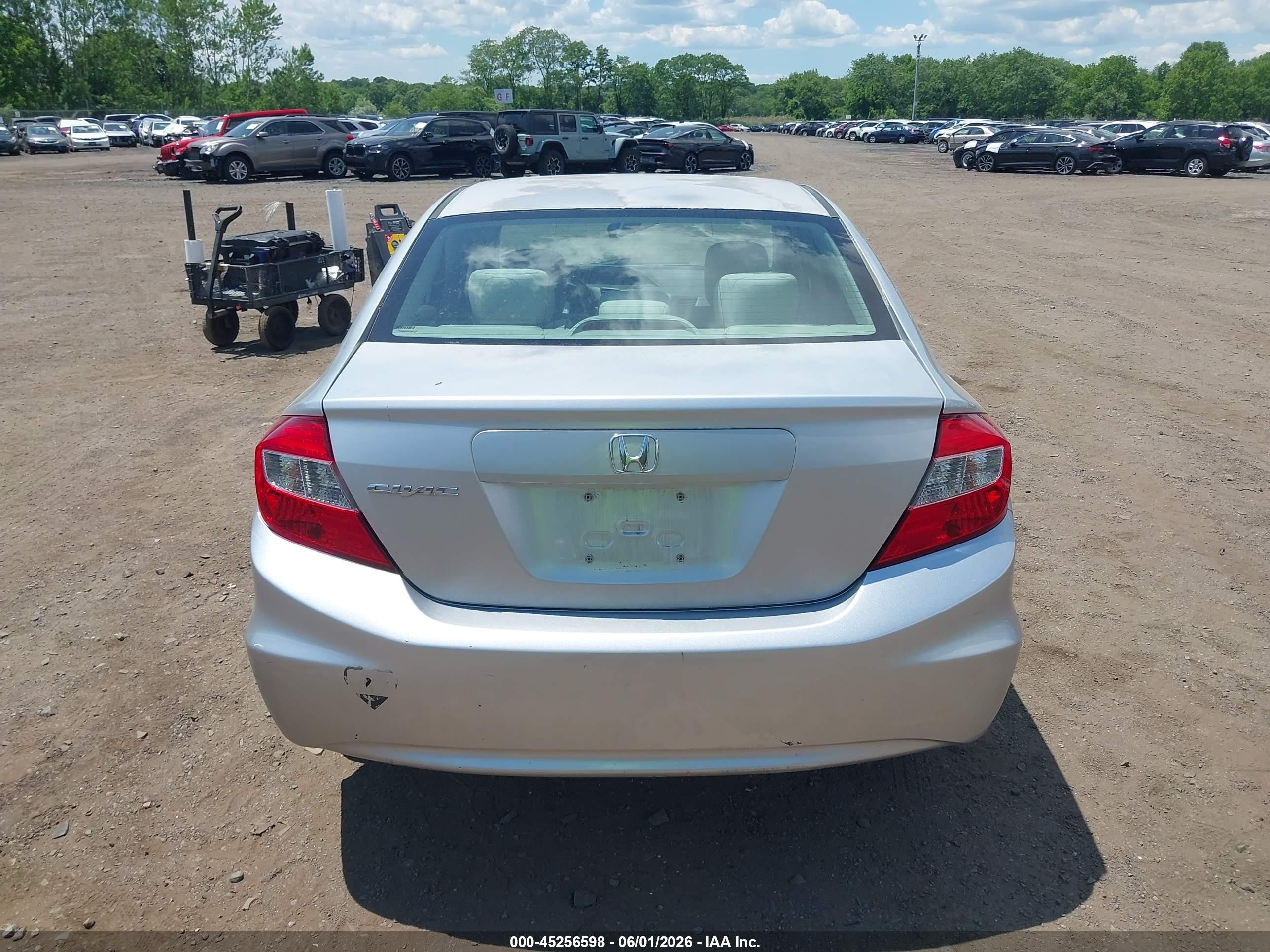 2012 Honda Civic Lx Silver vin: 2HGFB2F5XCH321046