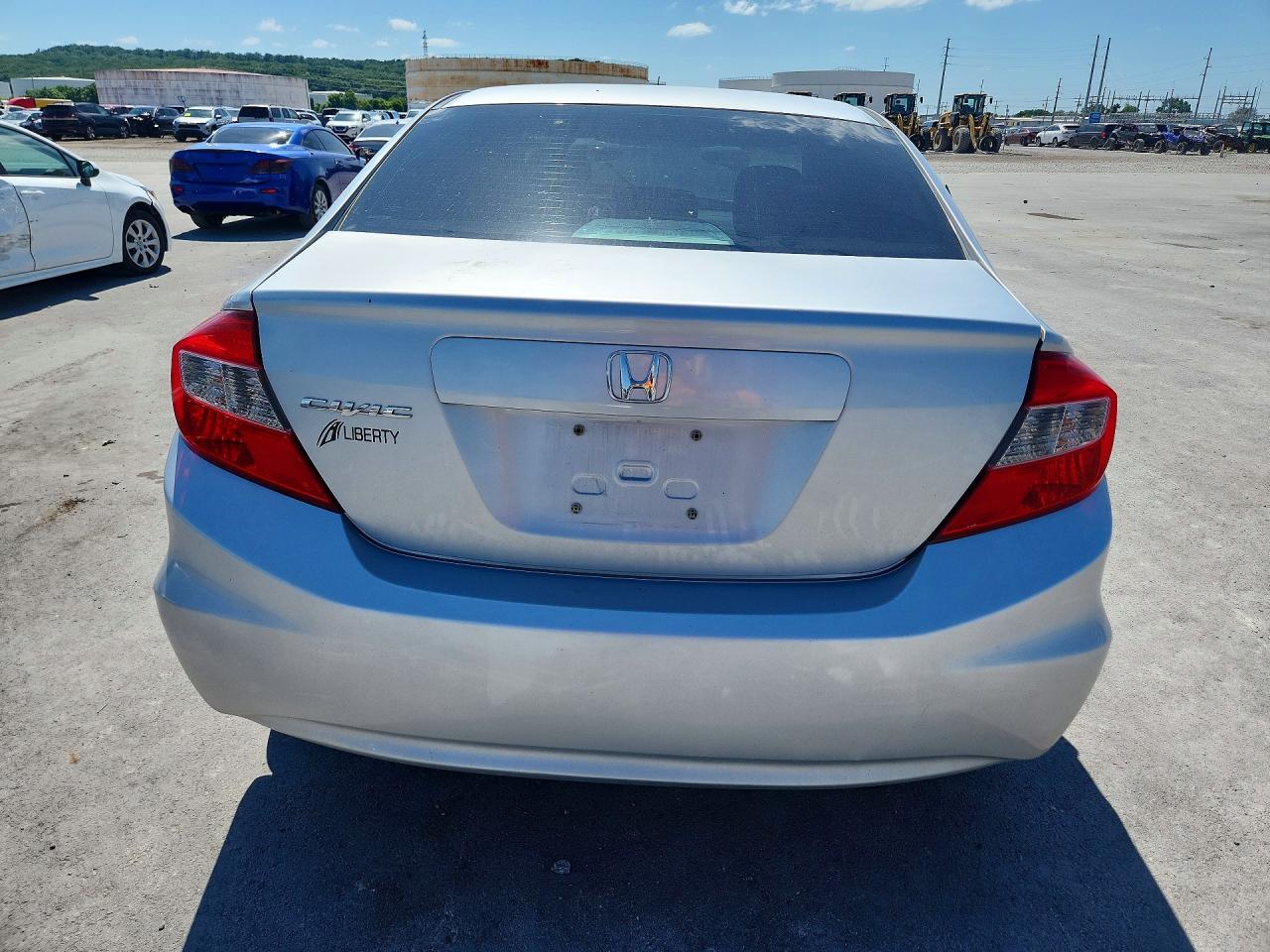 2012 Honda Civic Silver vin: 2HGFB2F5XCH588798