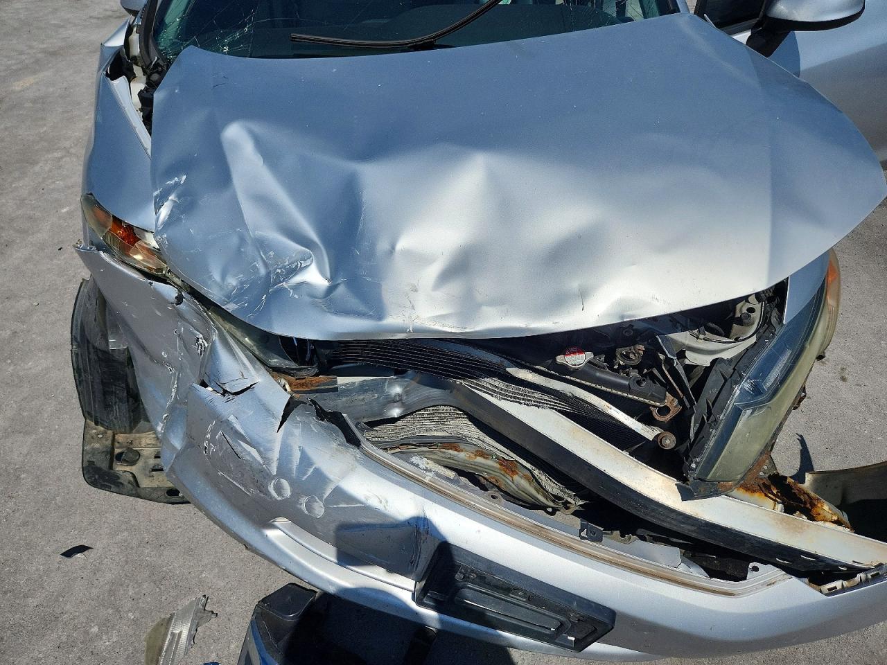 2012 Honda Civic Silver vin: 2HGFB2F5XCH588798