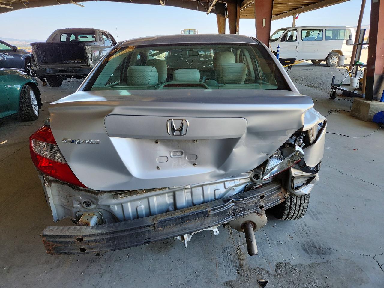 2012 Honda Civic Lx Серебряный vin: 2HGFB2F5XCH612758