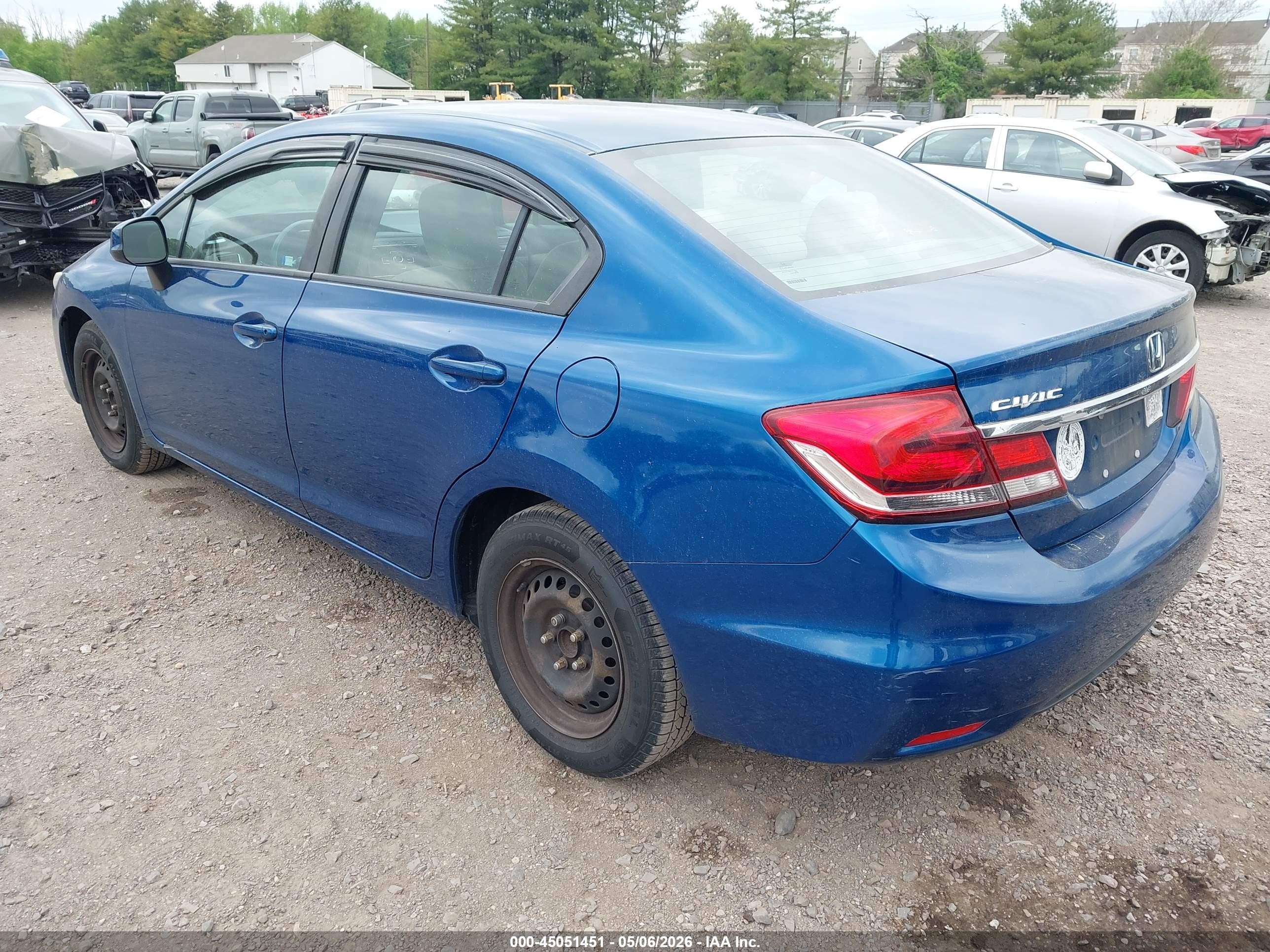 2013 Honda Civic Lx Blue vin: 2HGFB2F5XDH575079