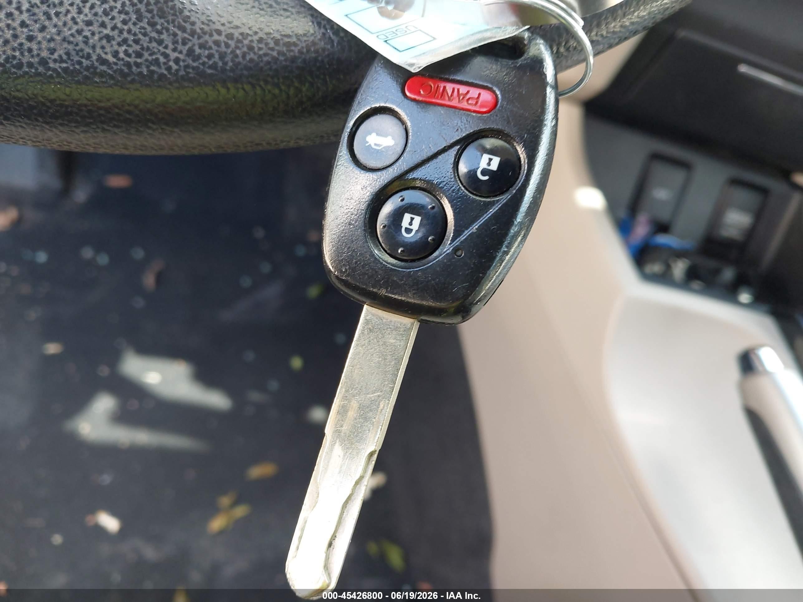 2013 Honda Civic Lx Silver vin: 2HGFB2F5XDH579939