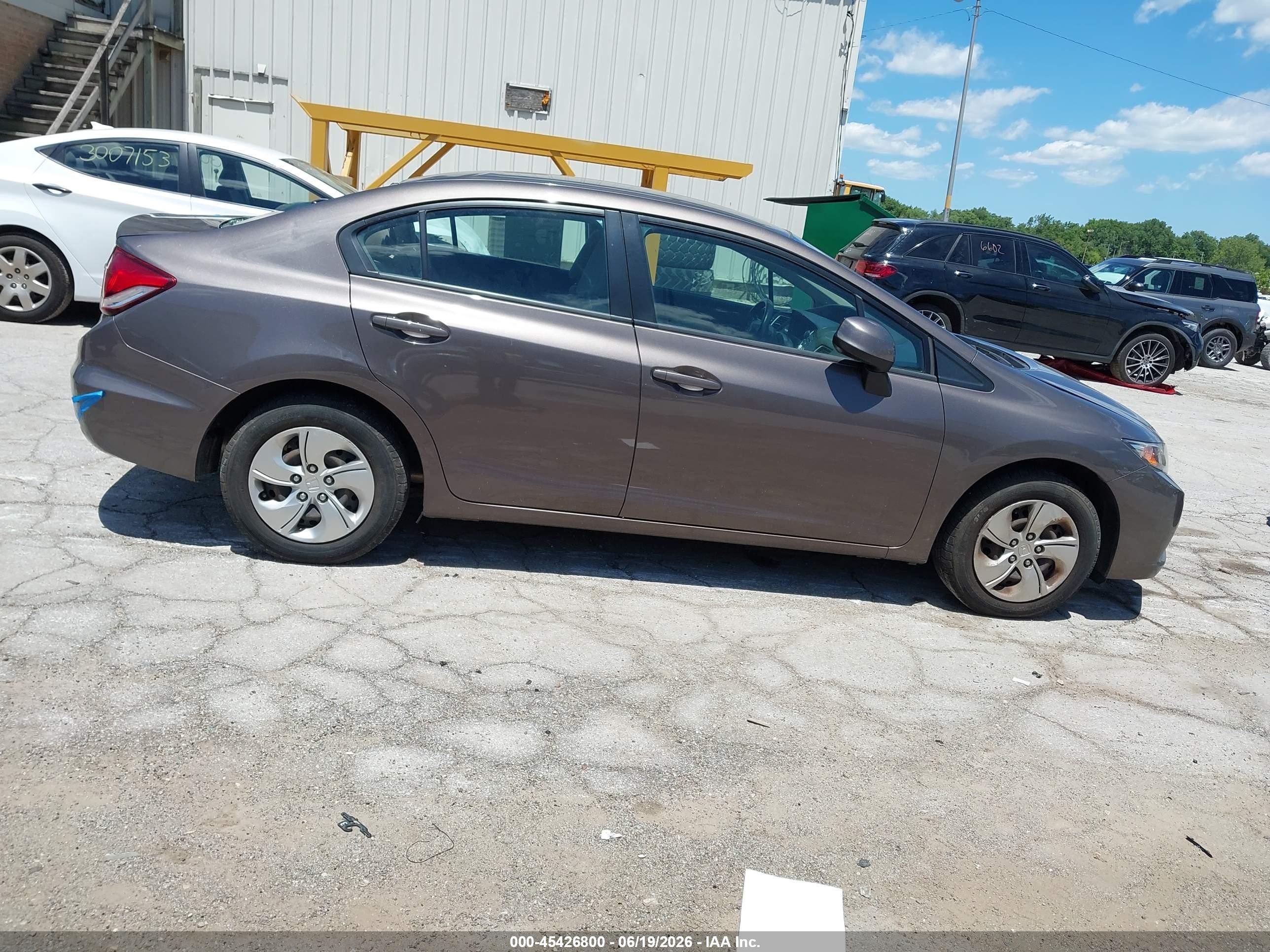 2013 Honda Civic Lx Silver vin: 2HGFB2F5XDH579939