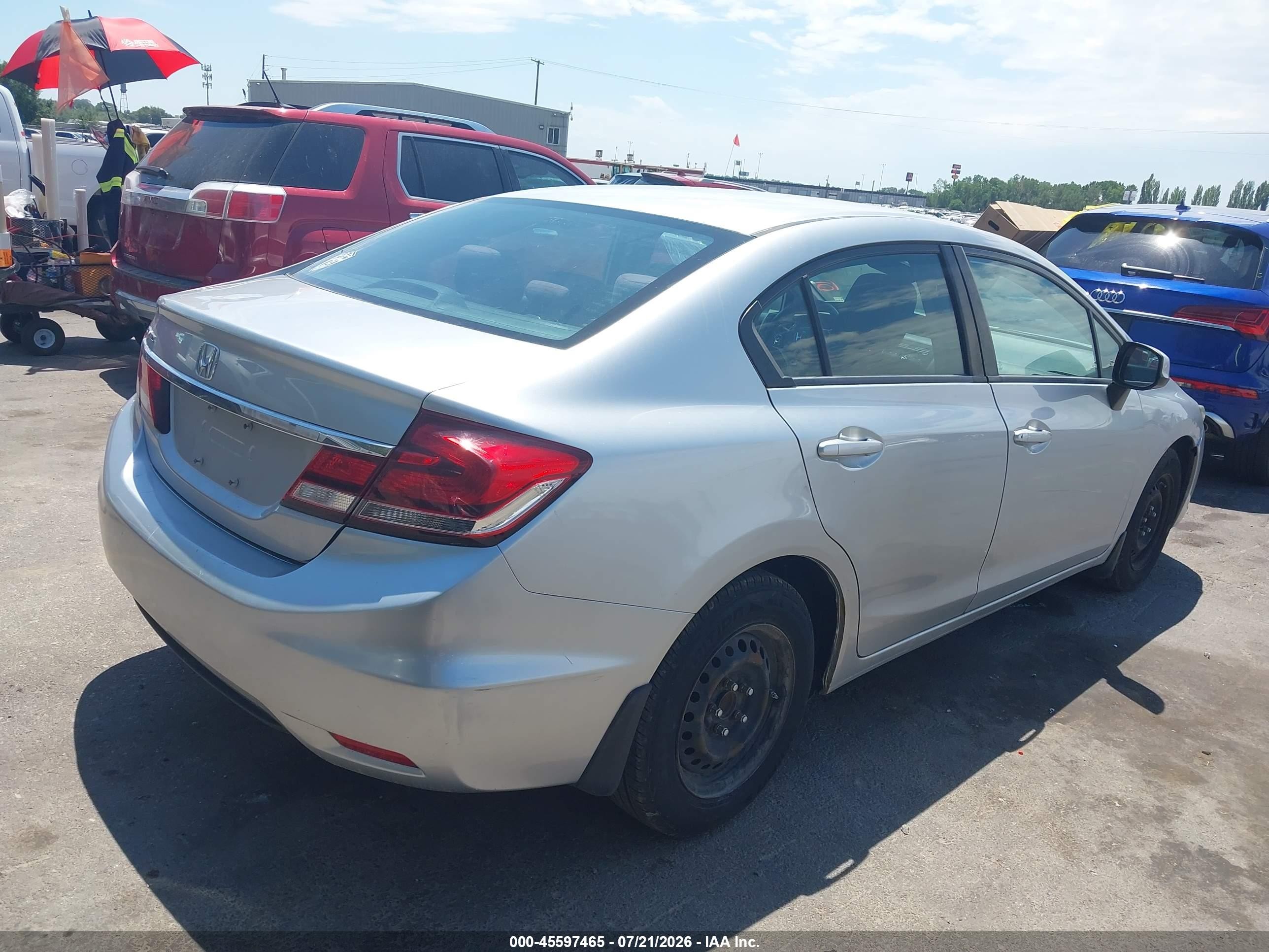 2013 Honda Civic Lx Silver vin: 2HGFB2F5XDH590276