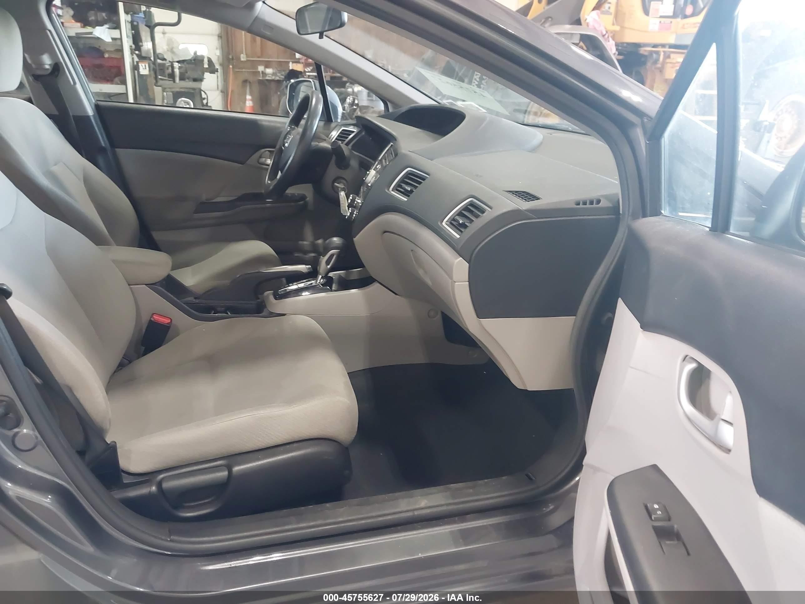 2013 Honda Civic Lx Gray vin: 2HGFB2F5XDH590536