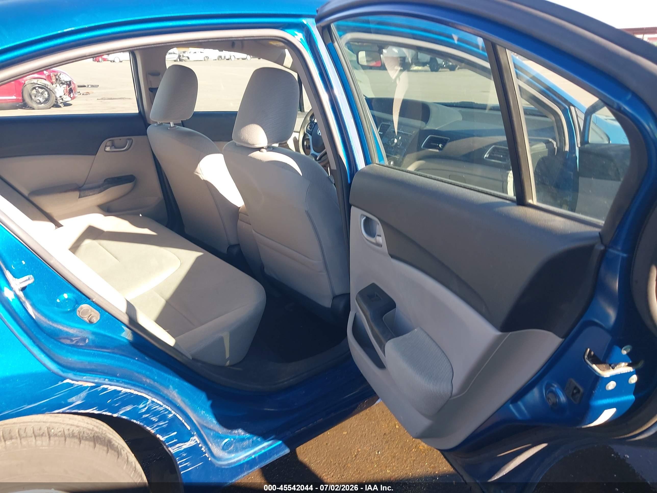 2013 Honda Civic Lx Blue vin: 2HGFB2F5XDH602619