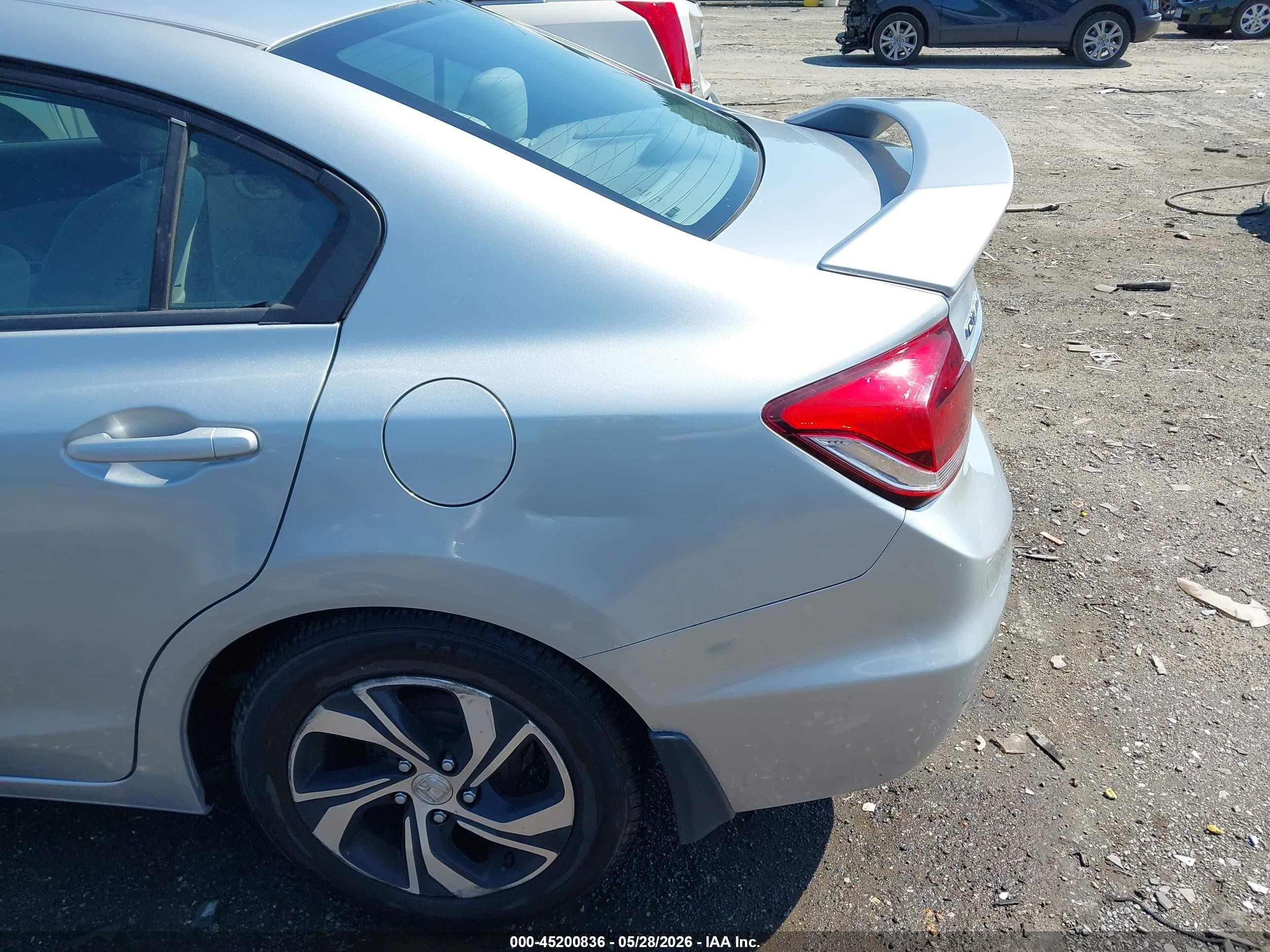 2014 Honda Civic Lx Silver vin: 2HGFB2F5XEH547607