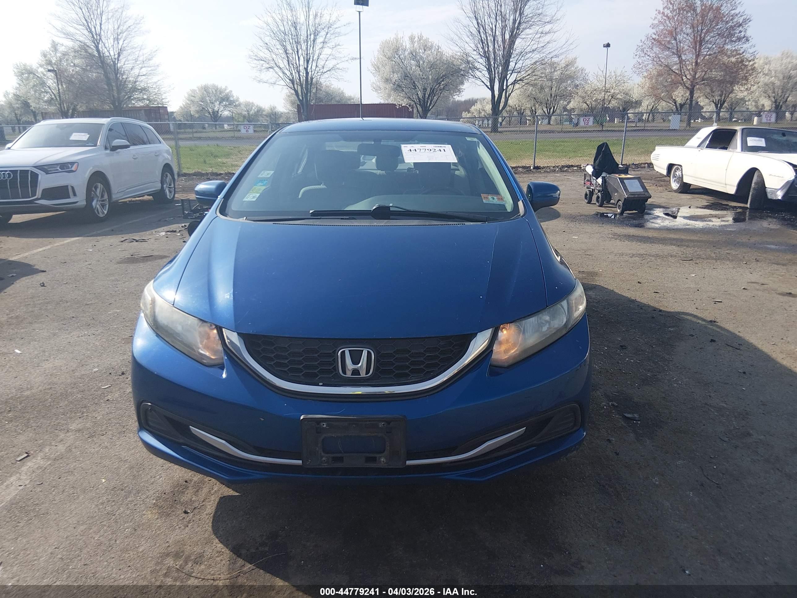 2015 Honda Civic Lx Blue vin: 2HGFB2F5XFH504306