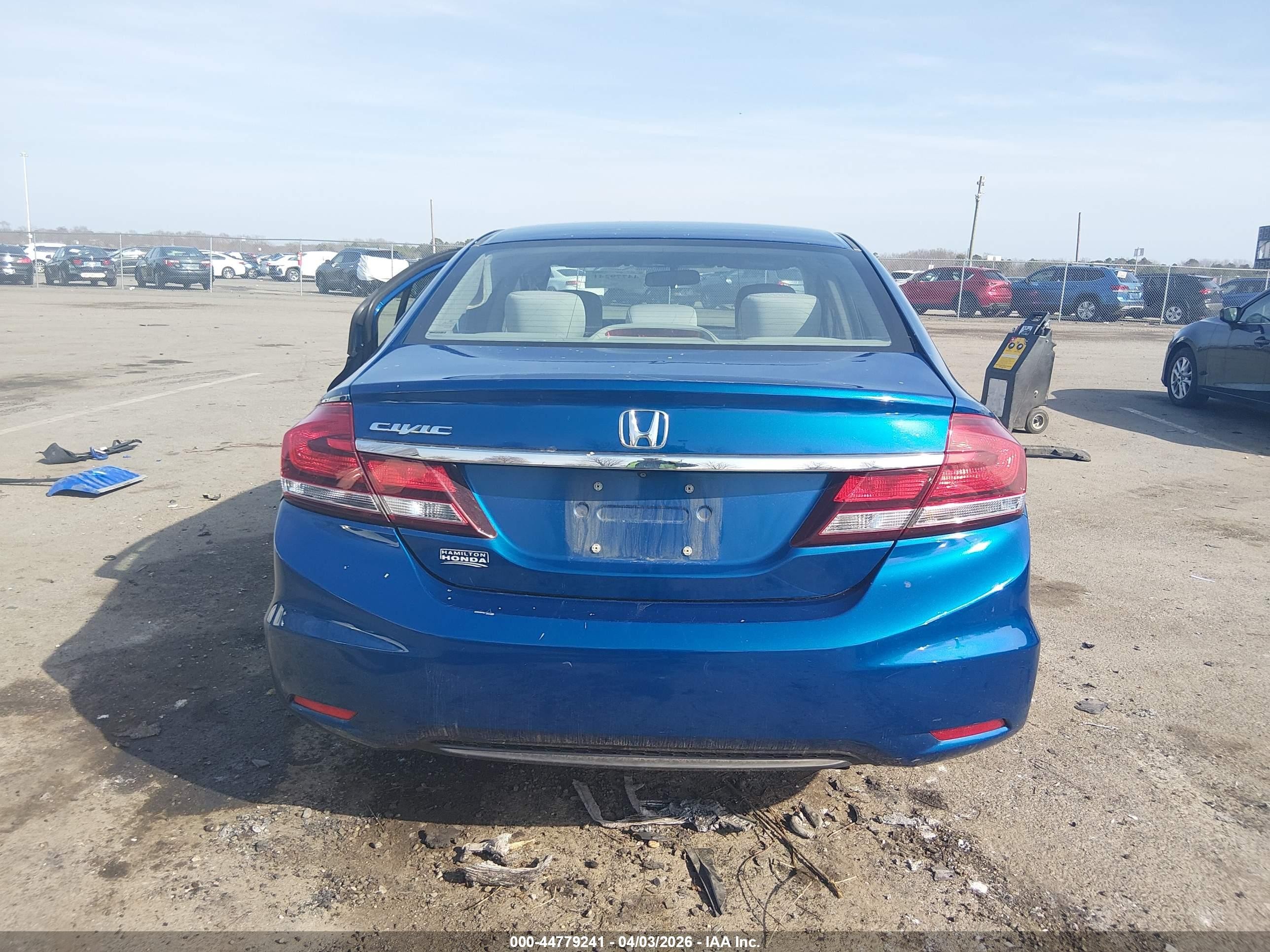 2015 Honda Civic Lx Blue vin: 2HGFB2F5XFH504306