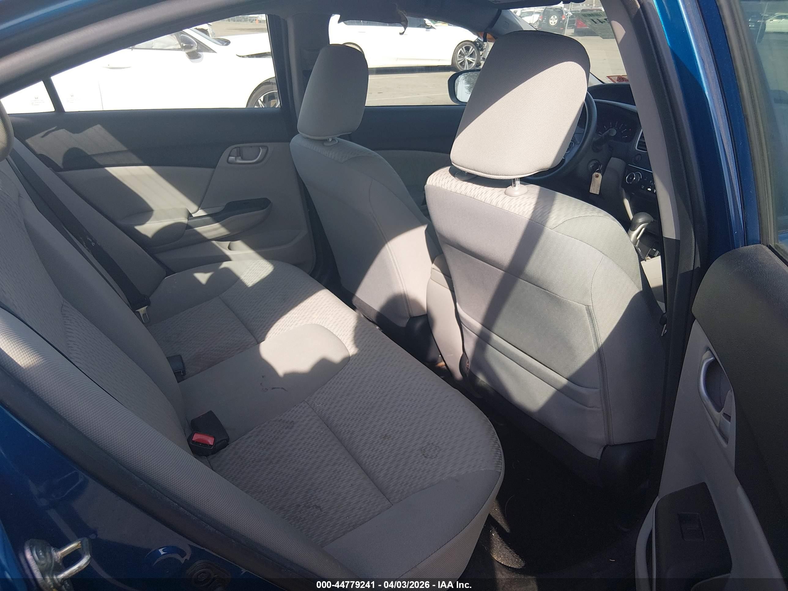 2015 Honda Civic Lx Blue vin: 2HGFB2F5XFH504306
