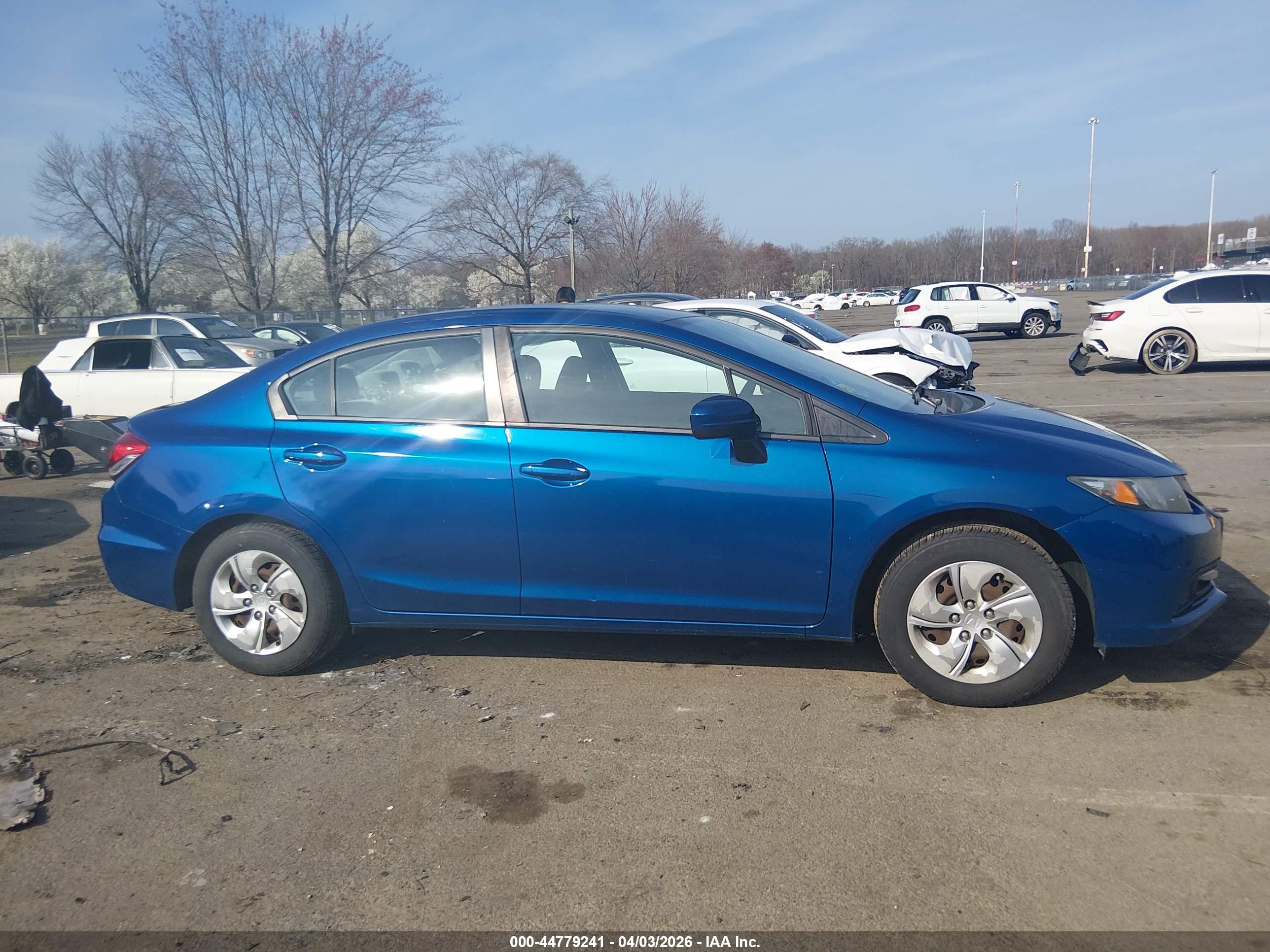 2015 Honda Civic Lx Blue vin: 2HGFB2F5XFH504306