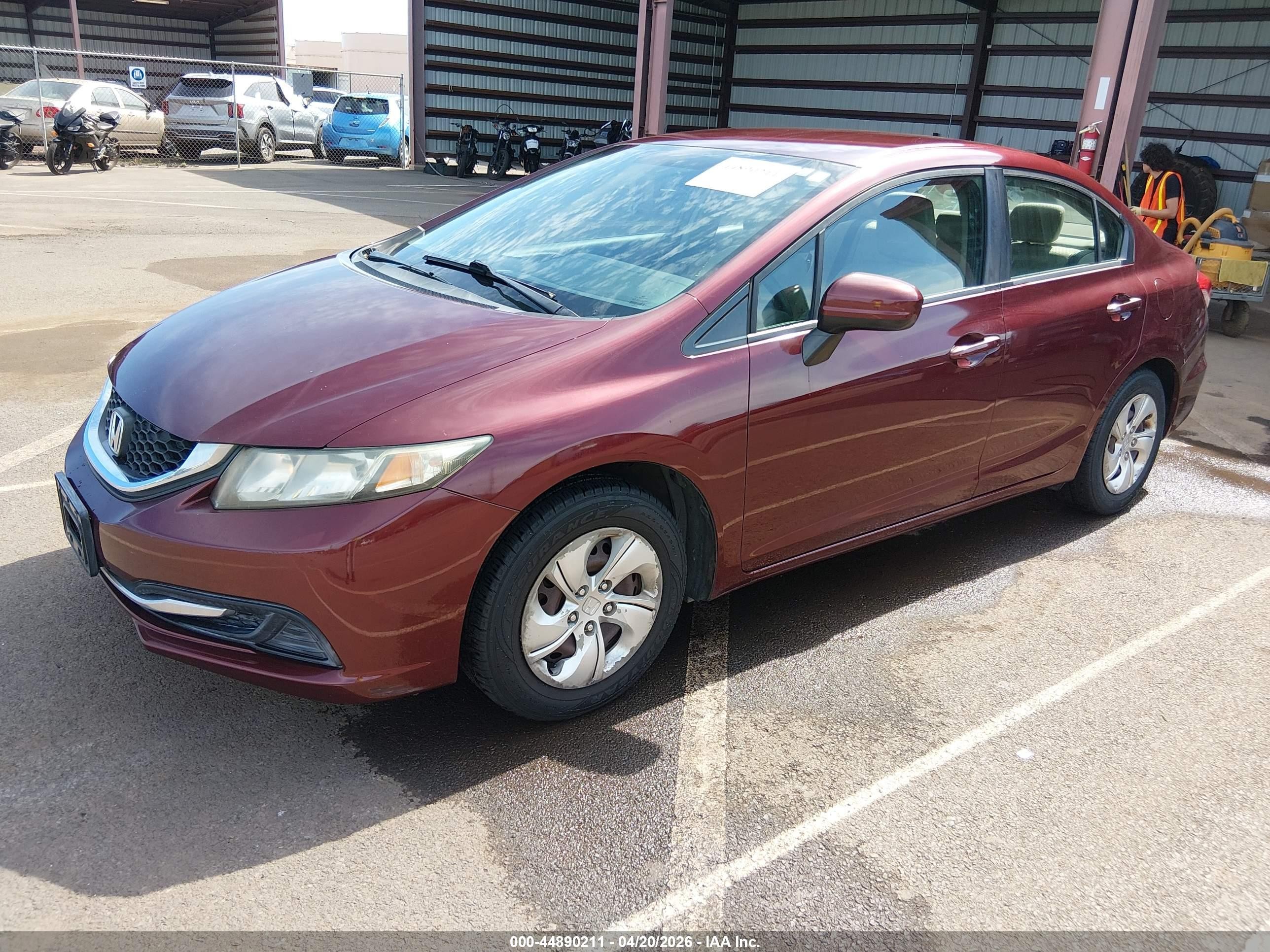 2015 Honda Civic Lx Red vin: 2HGFB2F5XFH513622