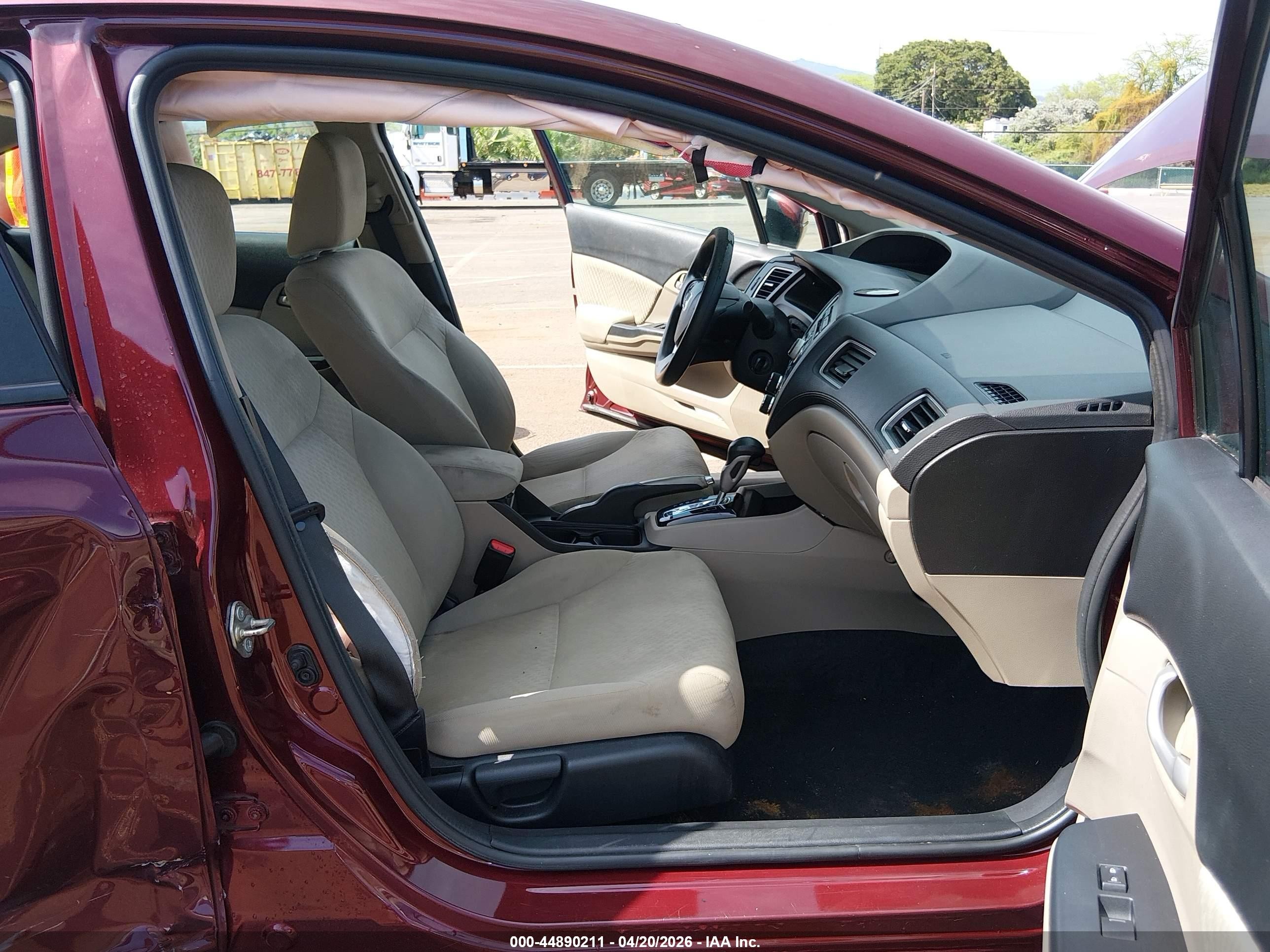 2015 Honda Civic Lx Red vin: 2HGFB2F5XFH513622