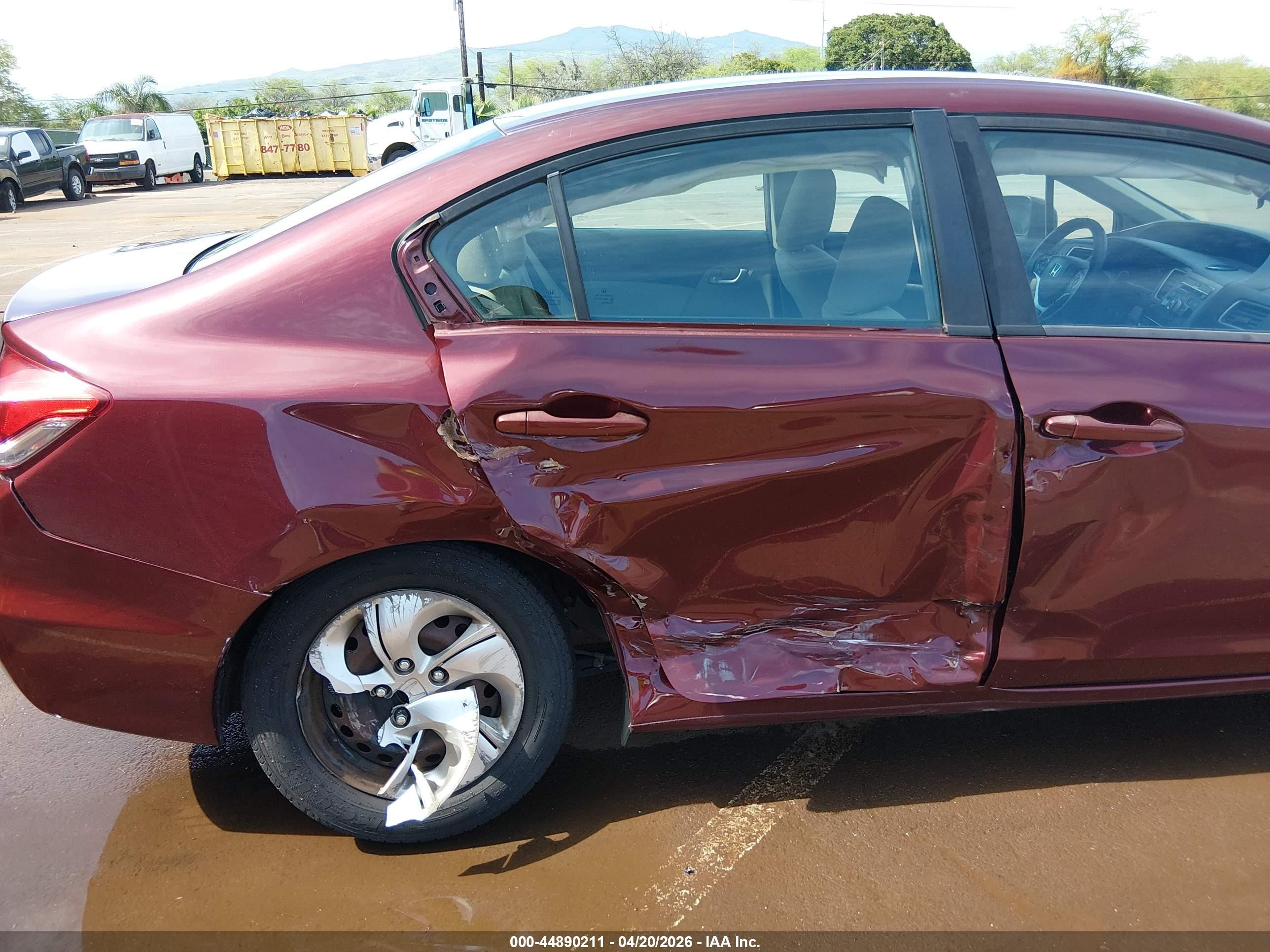2015 Honda Civic Lx Red vin: 2HGFB2F5XFH513622