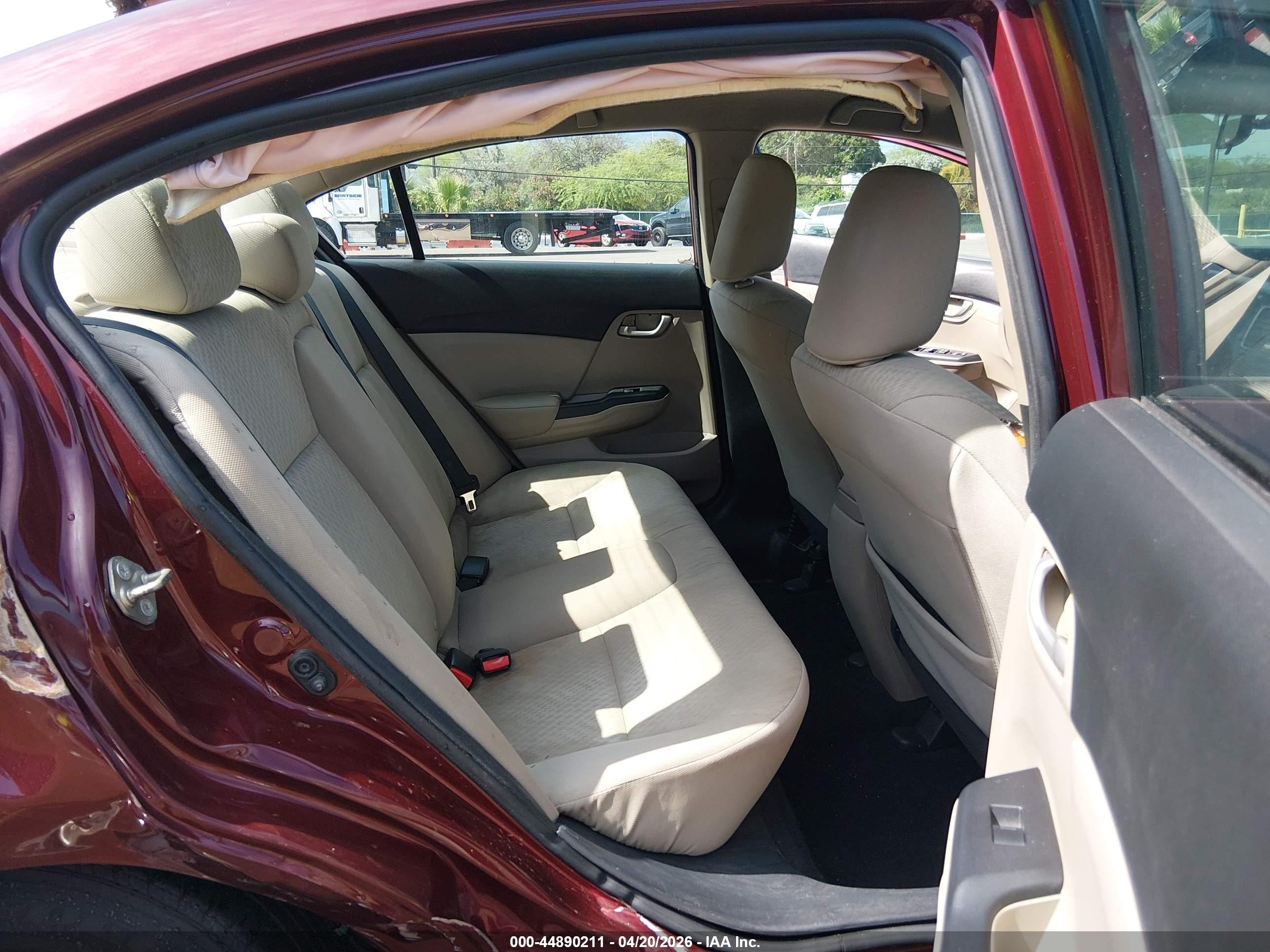 2015 Honda Civic Lx Red vin: 2HGFB2F5XFH513622