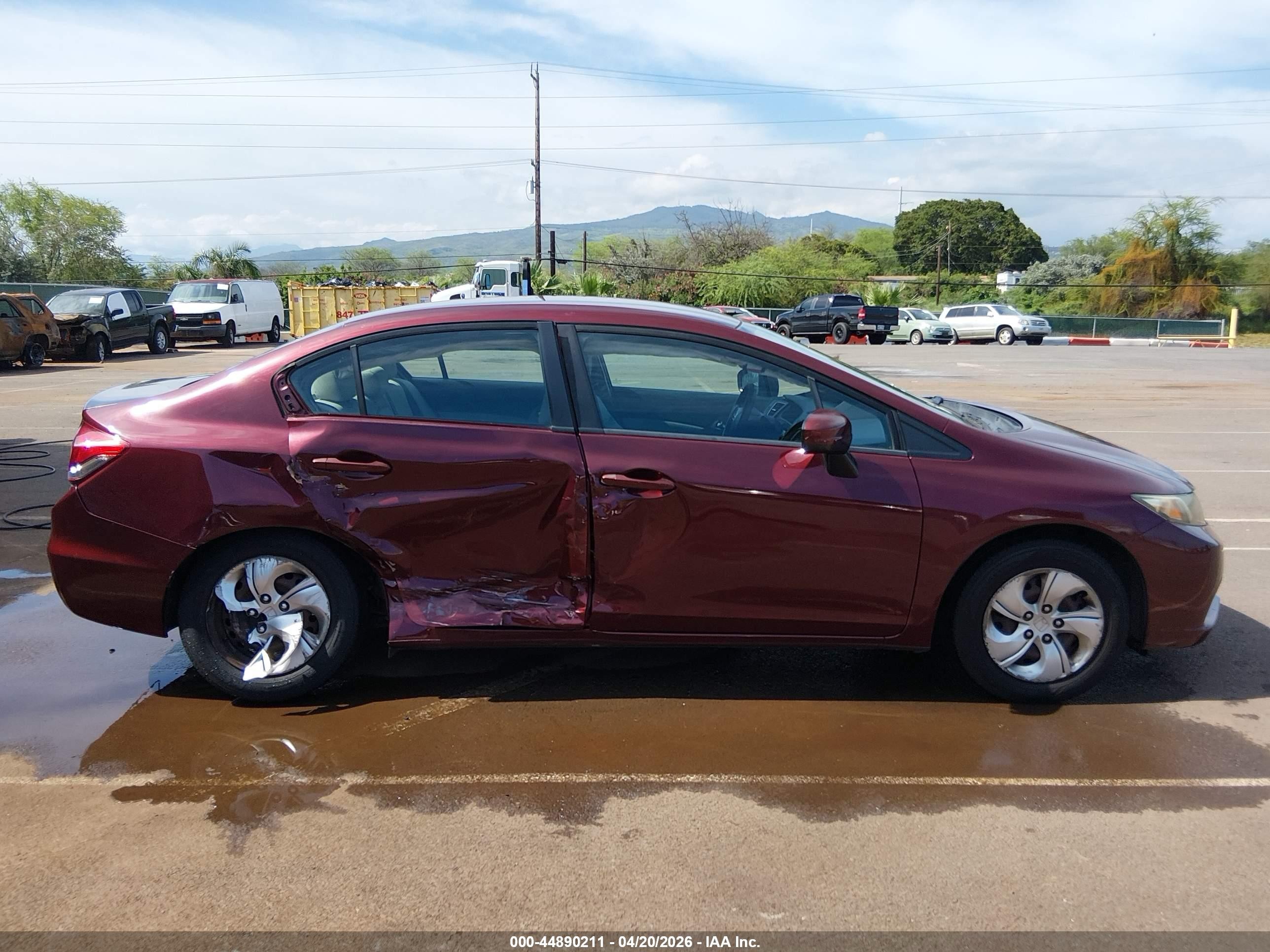 2015 Honda Civic Lx Red vin: 2HGFB2F5XFH513622